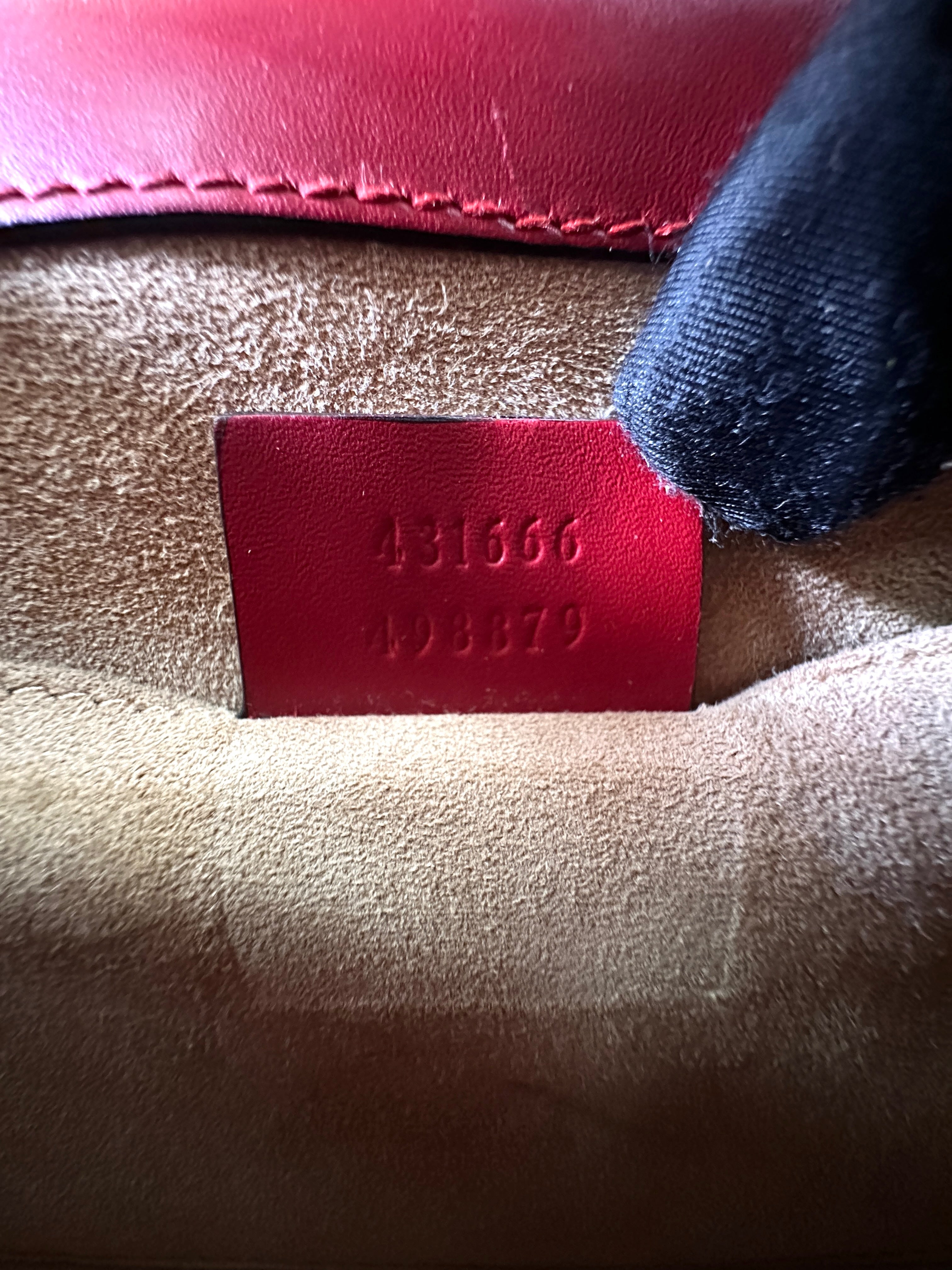 Gucci Sylvie Red Leather Small Size Shoulder Bag GG971