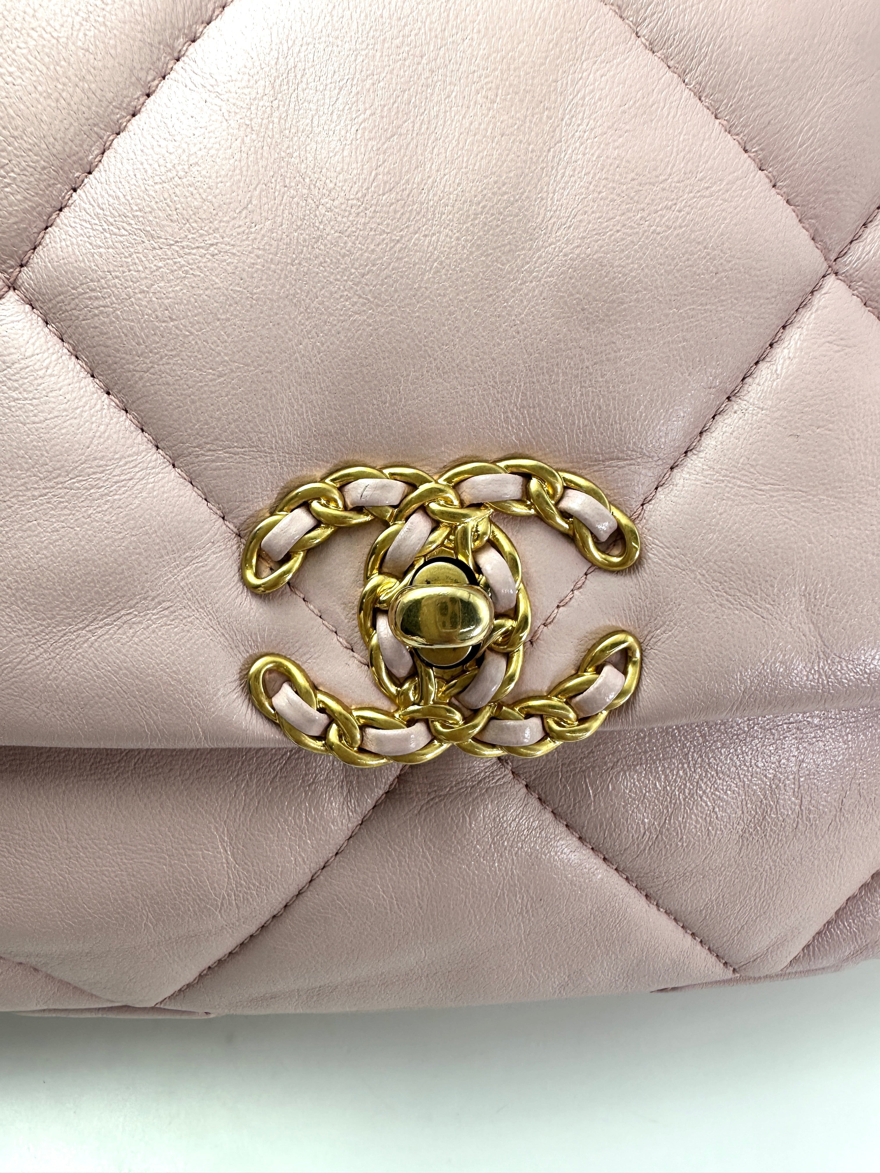 Chanel 19Bag Pink Quilted Lambskin Flap Bag(31***10) CC1952