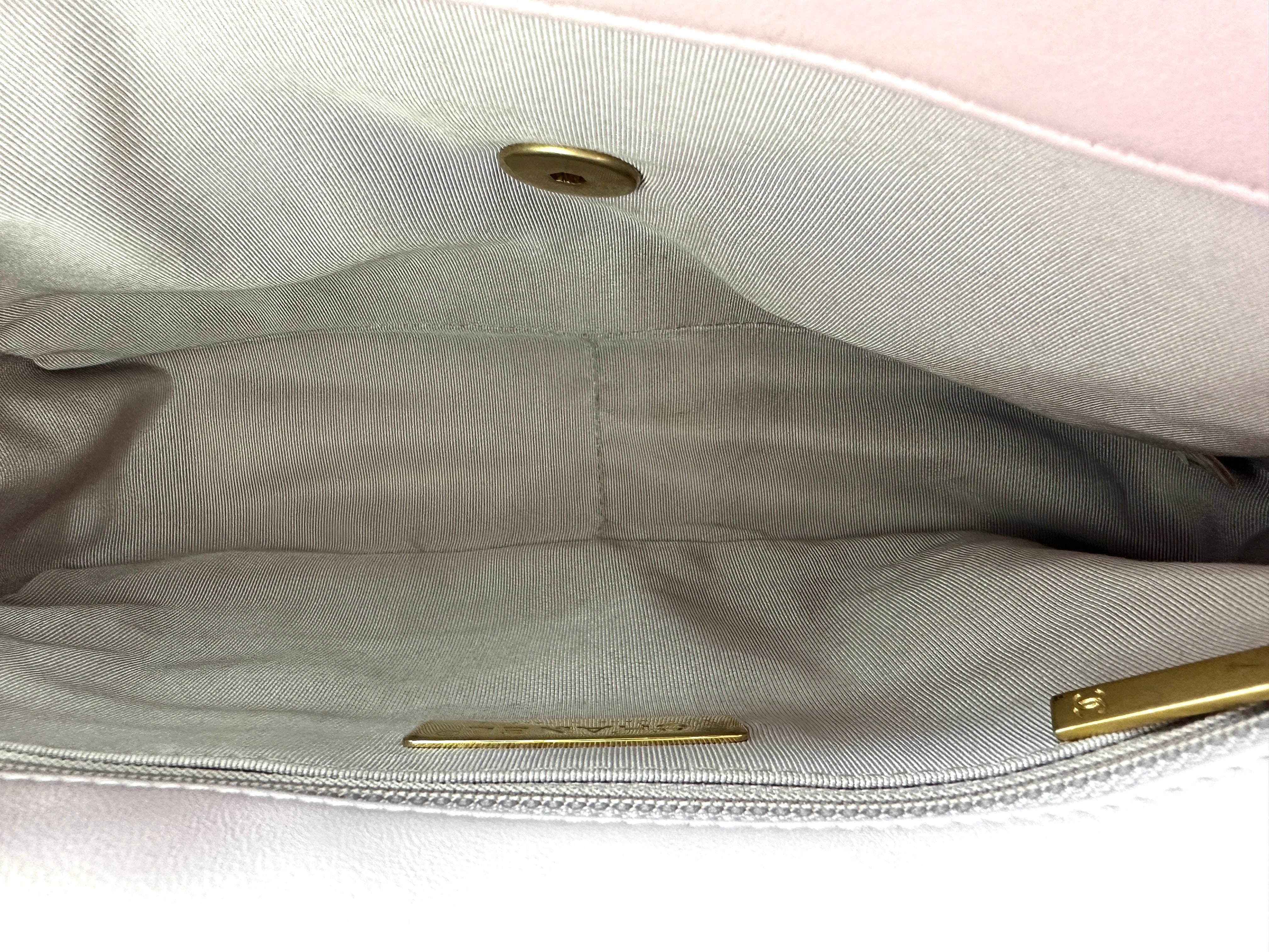 Chanel 19Bag Pink Quilted Lambskin Flap Bag(31***10) CC1952