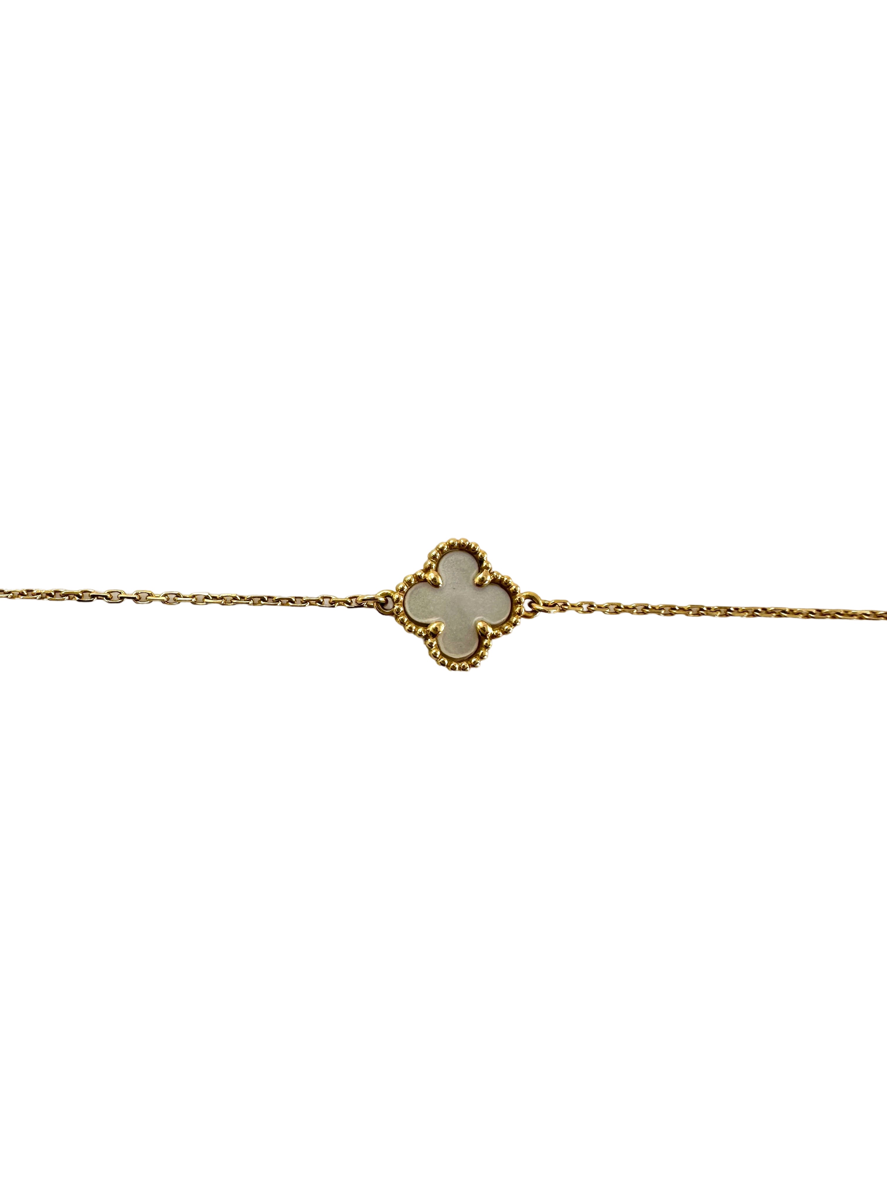 Van Cleef & Arpels White Alhambra Pendant VC04