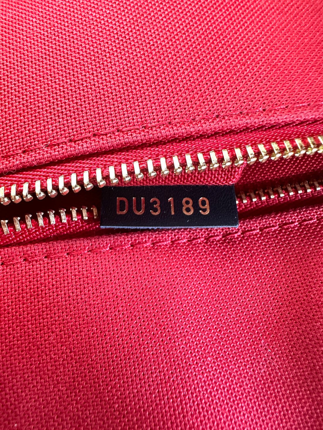 Louis Vuitton Onthego GM Monogram Canvas Handle Bag LV2725