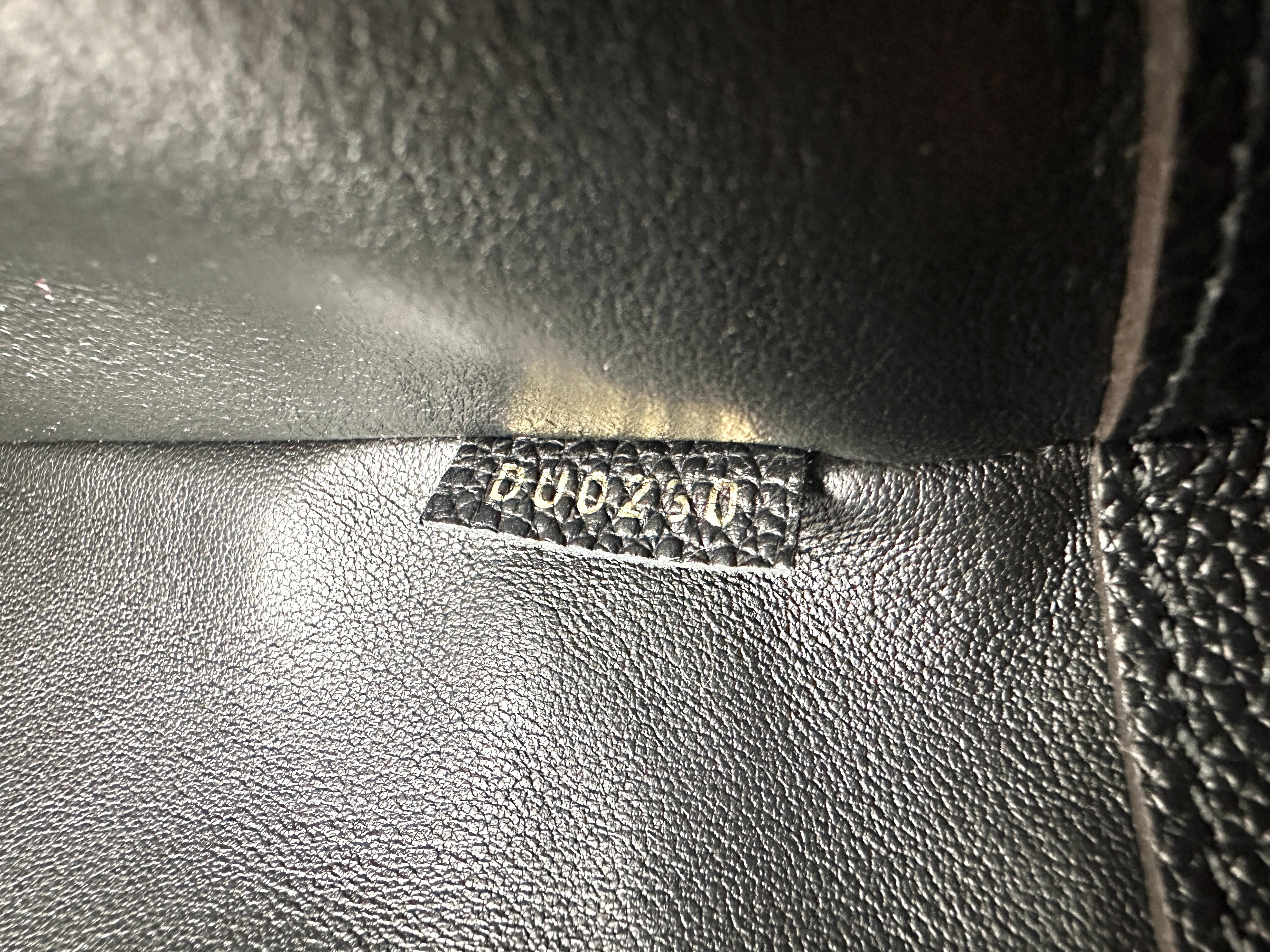 Louis Vuitton City Steamer Black Grained Leather Handle Bag LV2722