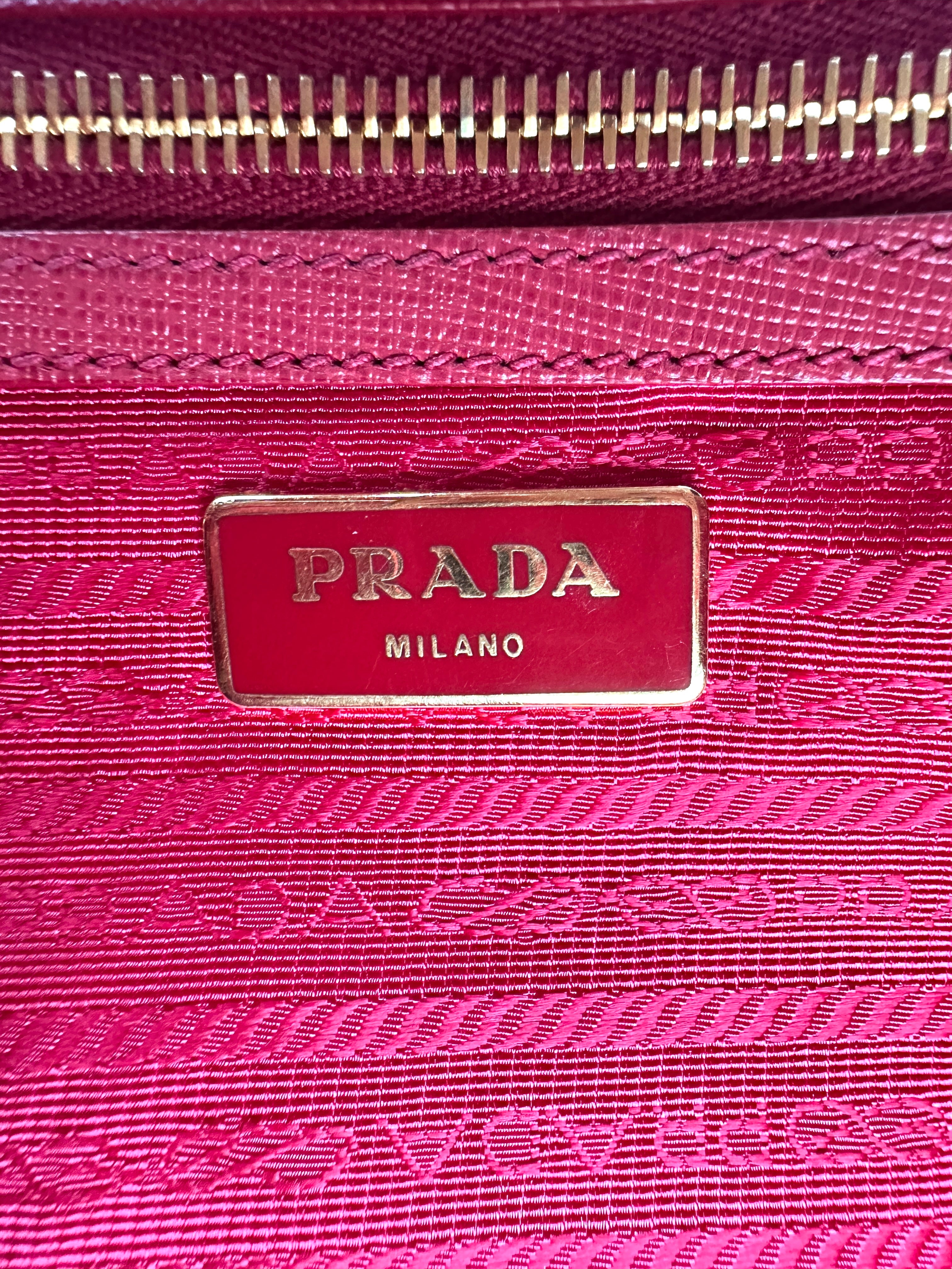 Prada Galleria Pink Saffiano Leather Large Size Handle Bag PR326