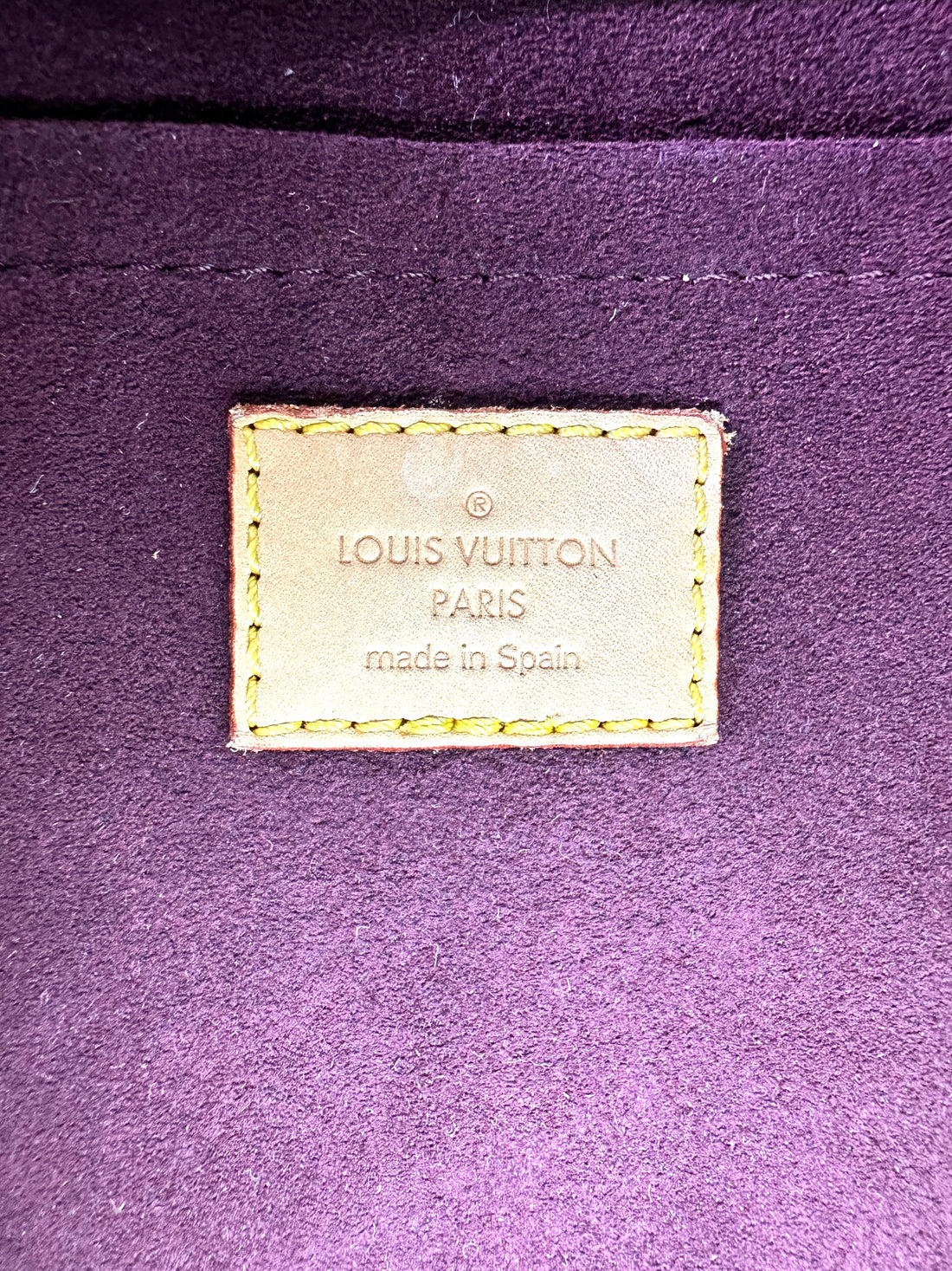 Louis Vuitton Montaigne MM Monogram Canvas Handle Bag LV2723