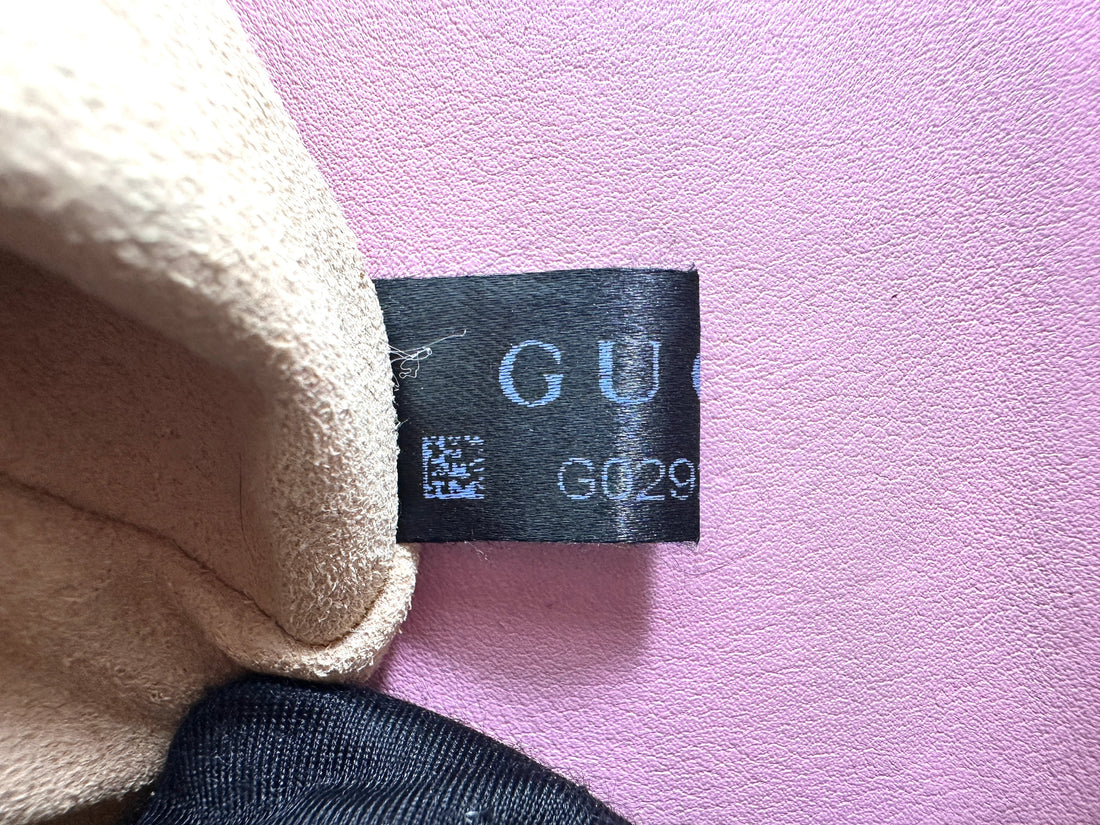 Gucci Padlock GG Supreme Monogram Strawberry Shoulder Bag GG977