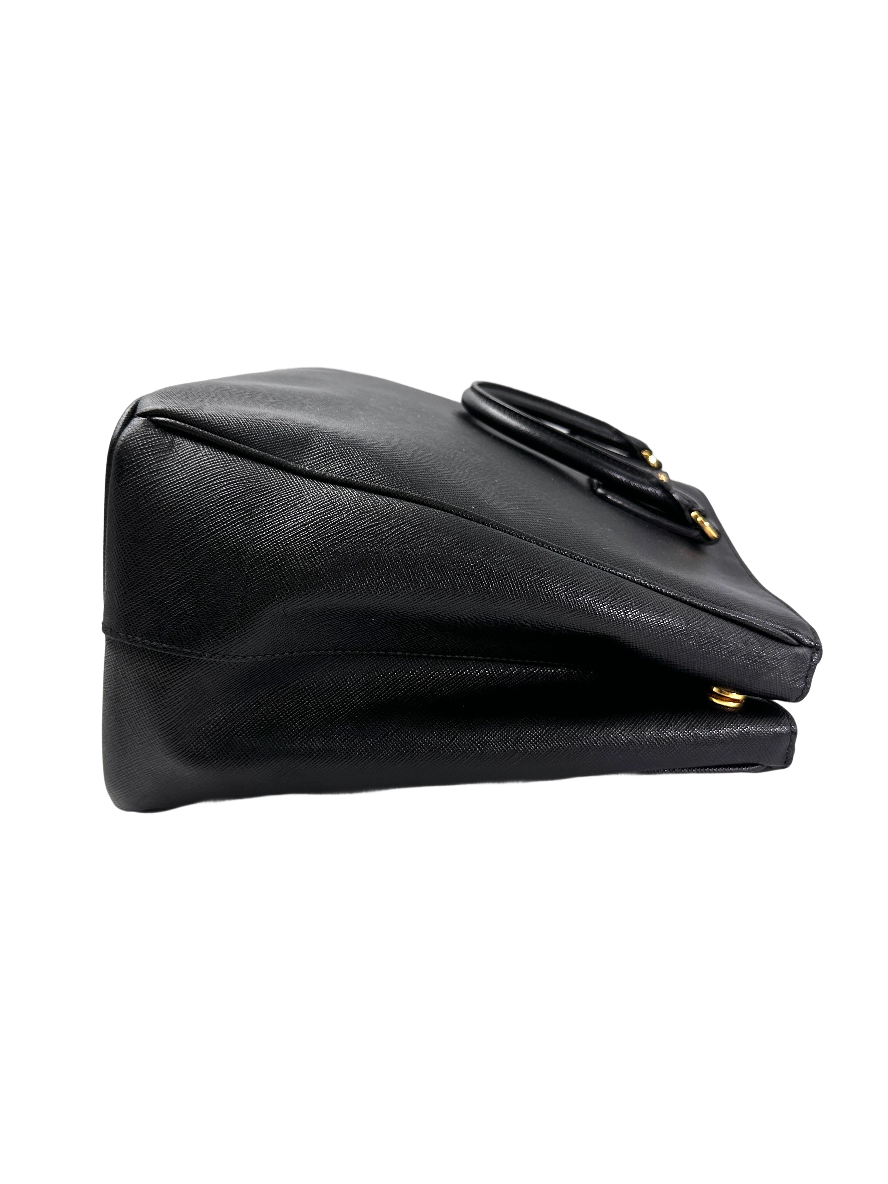 Prada Galleria Black Saffiano Leather Large Size Handle Bag PR334