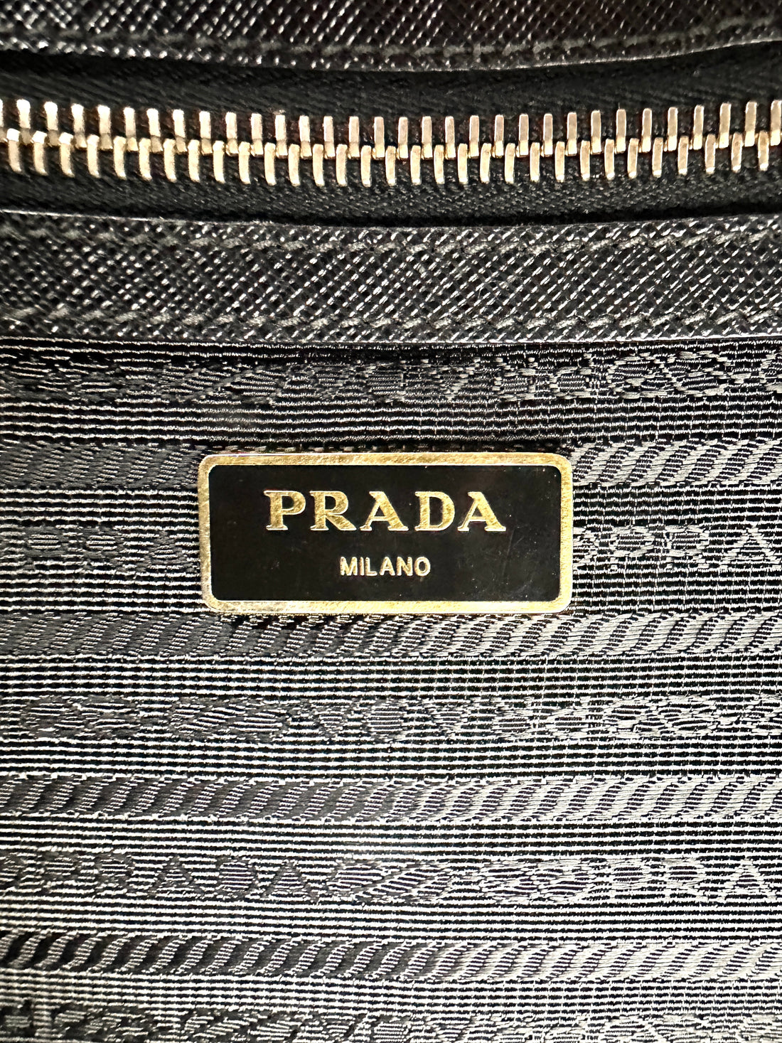 Prada Galleria Black Saffiano Leather Large Size Handle Bag PR334