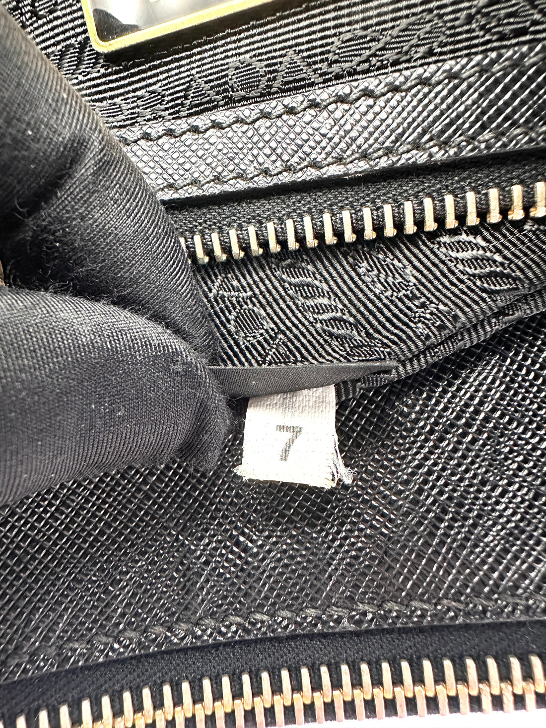 Prada Galleria Black Saffiano Leather Large Size Handle Bag PR334