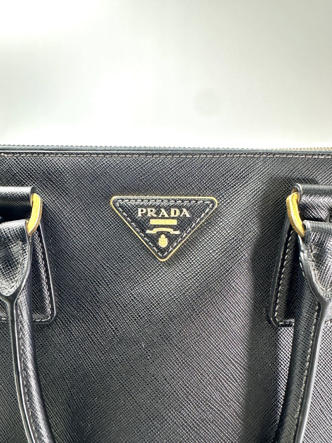 Prada Galleria Black Saffiano Leather Handle Bag PR332