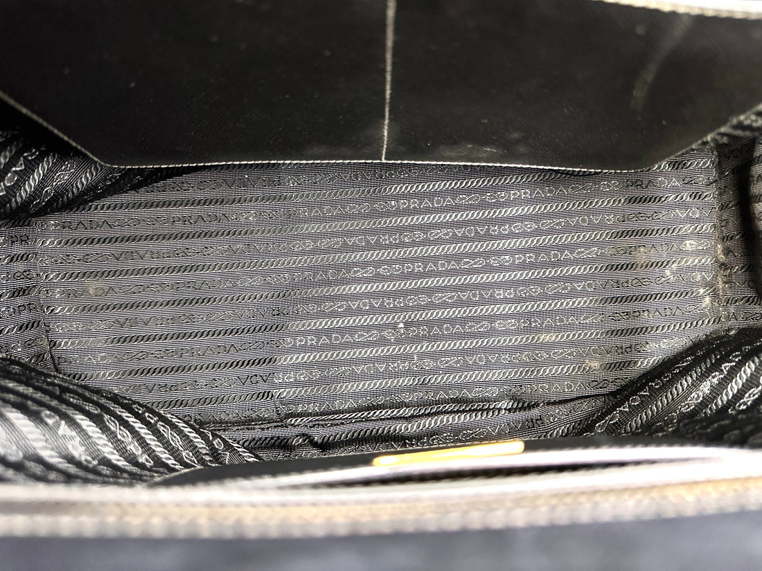 Prada Galleria Black Saffiano Leather Handle Bag PR332