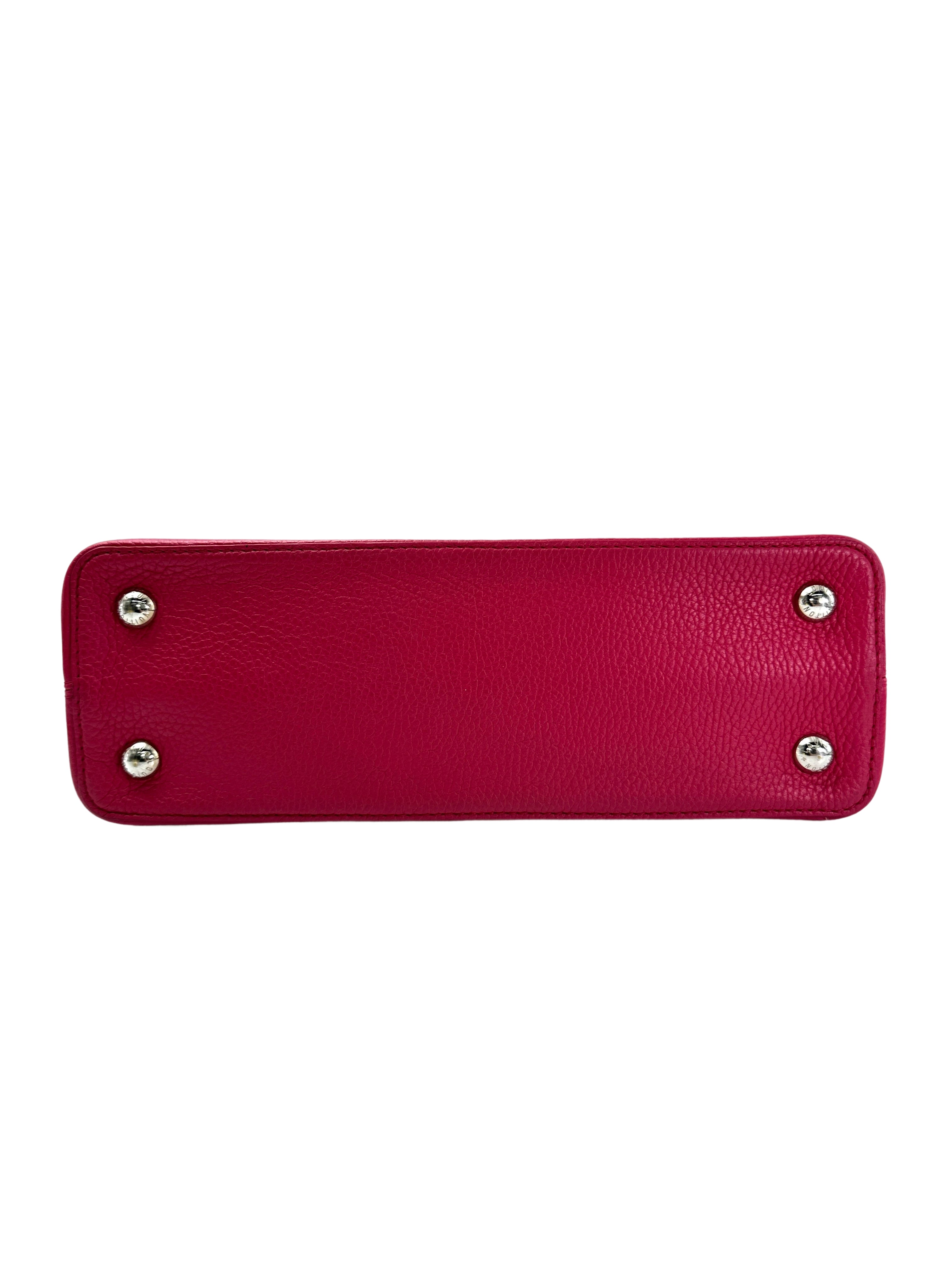 Louis Vuitton Capucines MM Red Leather Navy Handle Bag LV2727