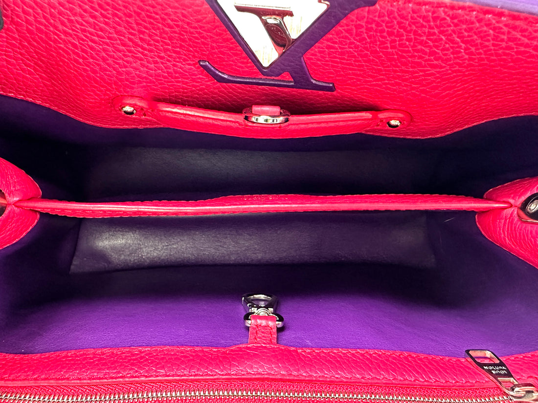 Louis Vuitton Capucines MM Red Leather Navy Handle Bag LV2727