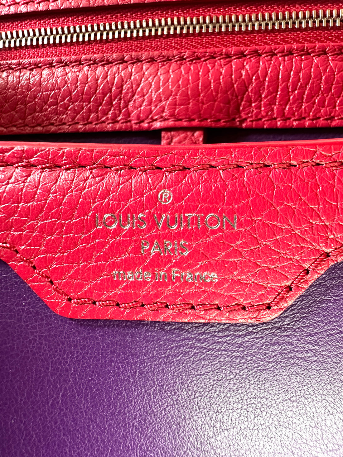 Louis Vuitton Capucines MM Red Leather Navy Handle Bag LV2727