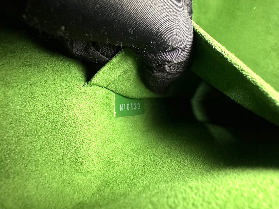 Louis Vuitton Alma Green Epi Leather Handle Bag LV2733