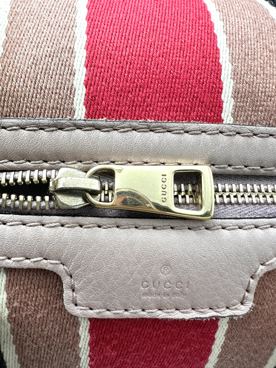 Gucci GG Canvas Boston Bag With Pink Stripe GG986