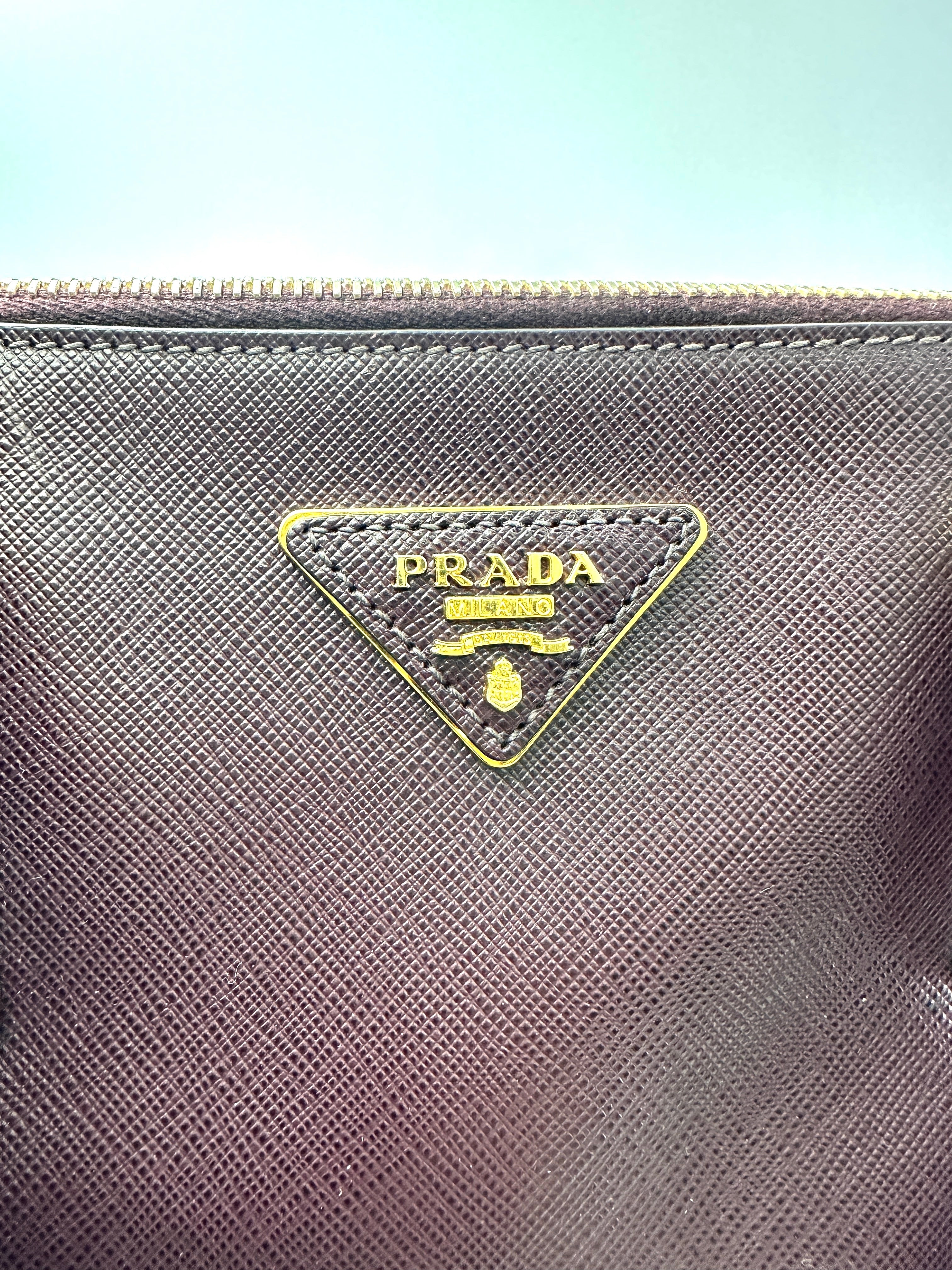 Prada Galleria Dark Purple Saffiano Leather Large Size Handle Bag PR337