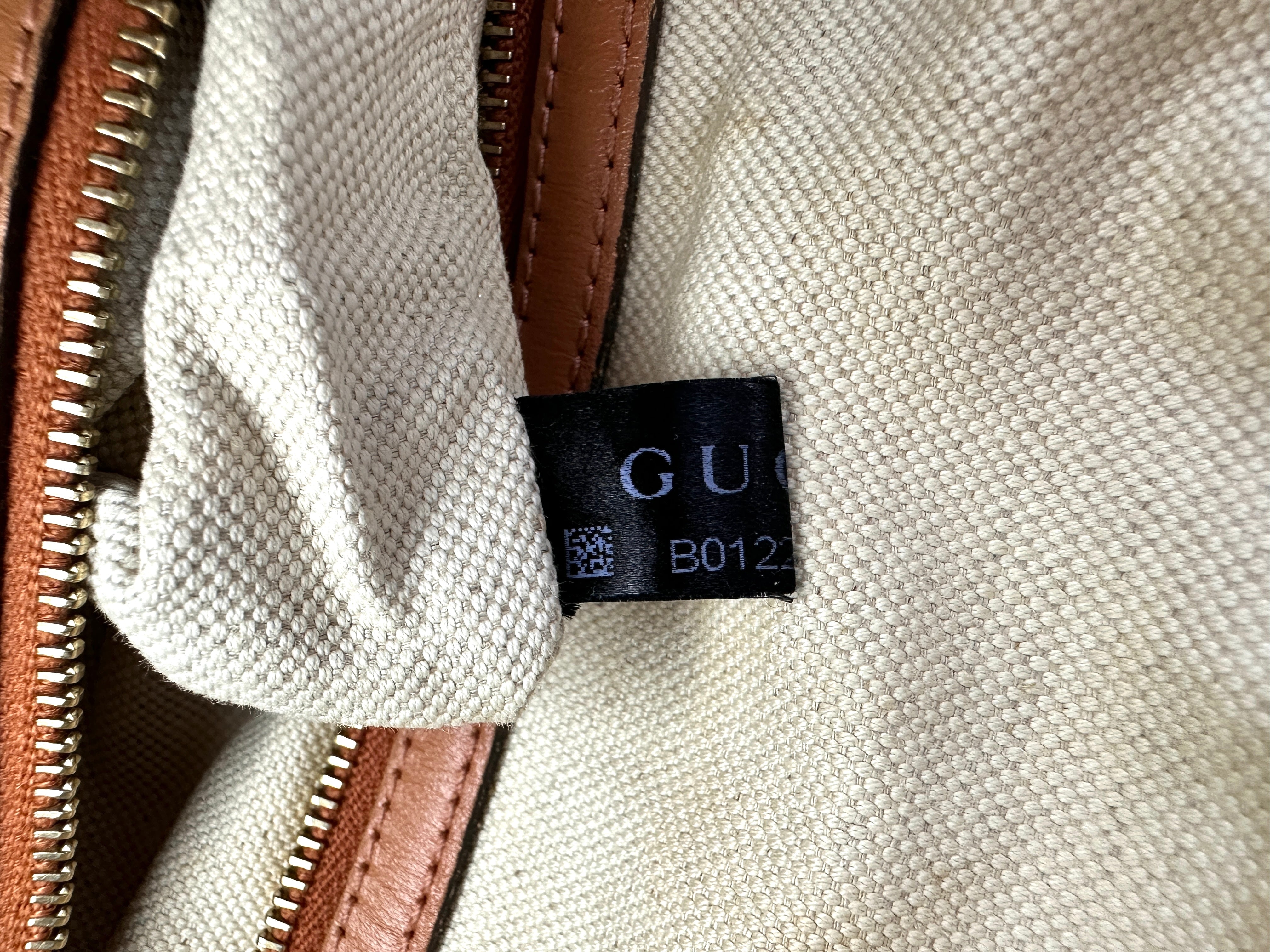 Gucci GG Canvas Boston Bag With Red Stripe GG987