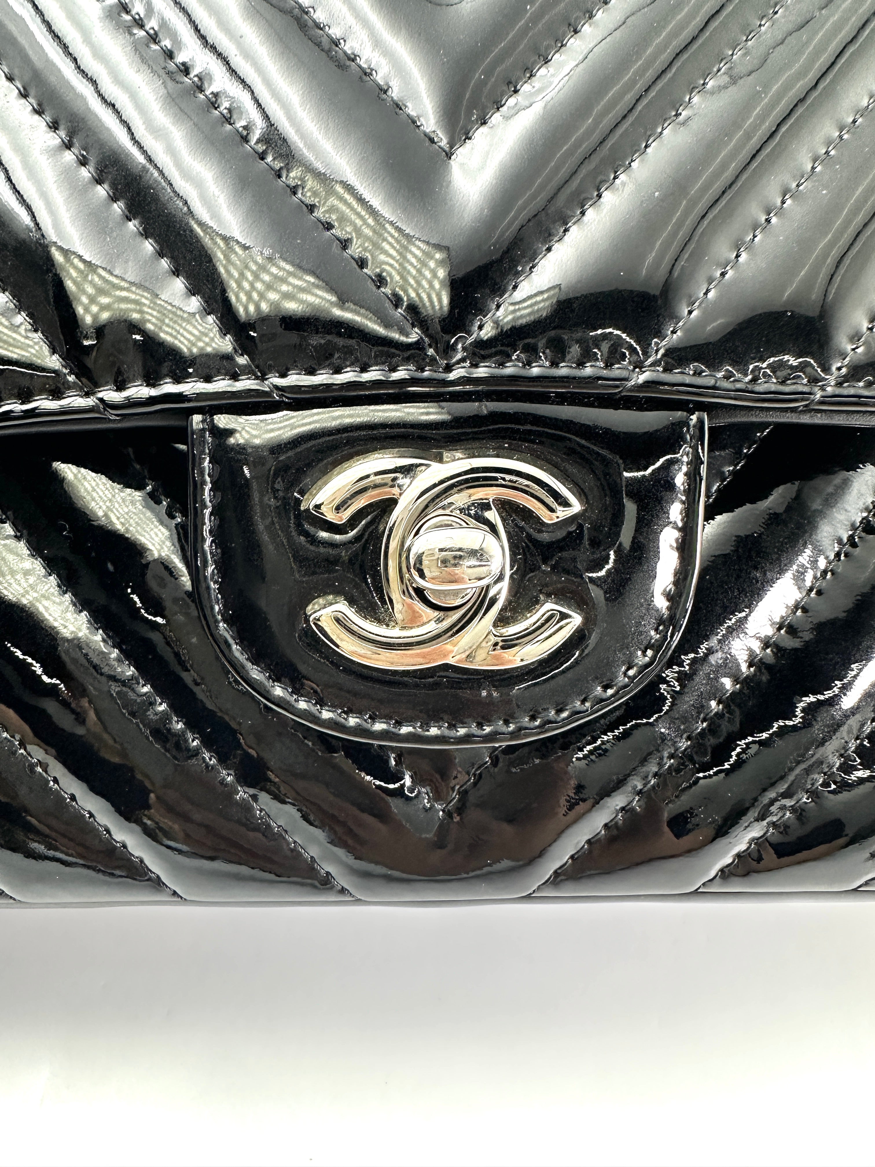Chanel Classic Flap Black Chevron Quilted Patent Leather Medium Size Shoulder Bag With Silver Buckle(24***71) IRIS219