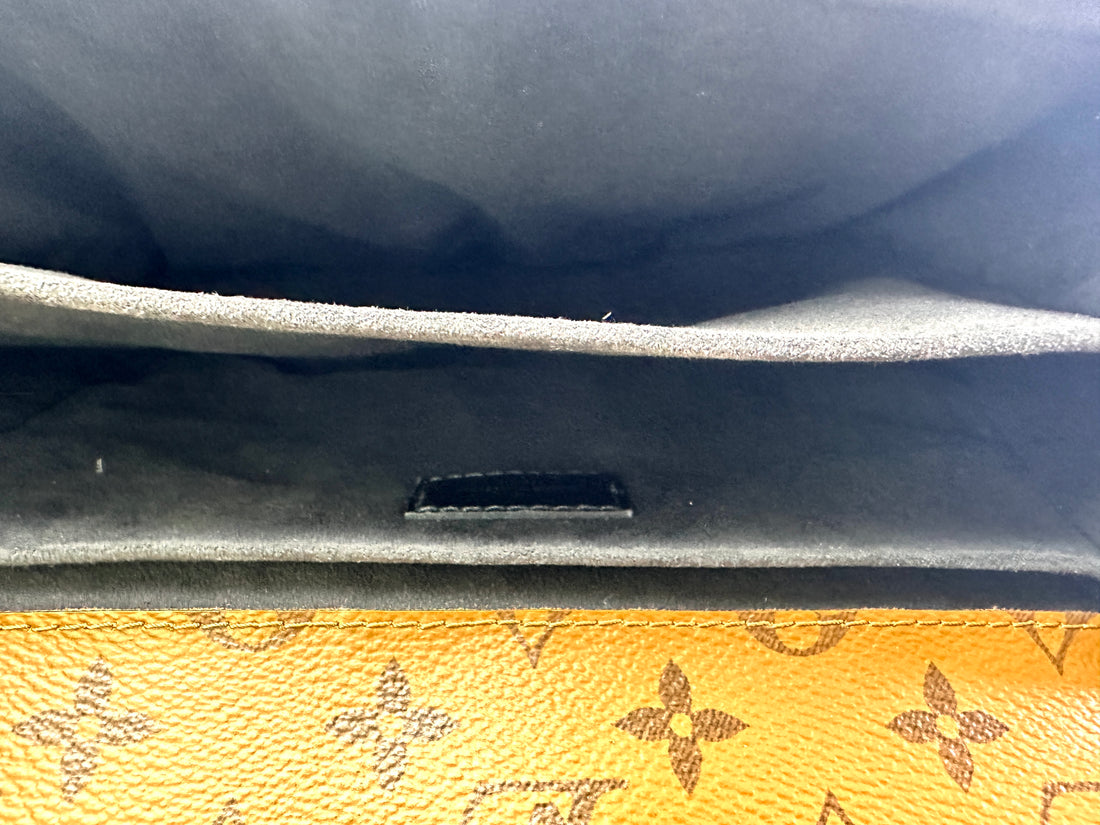 Louis Vuitton Monogram Canvas Pochette Metis LV2732