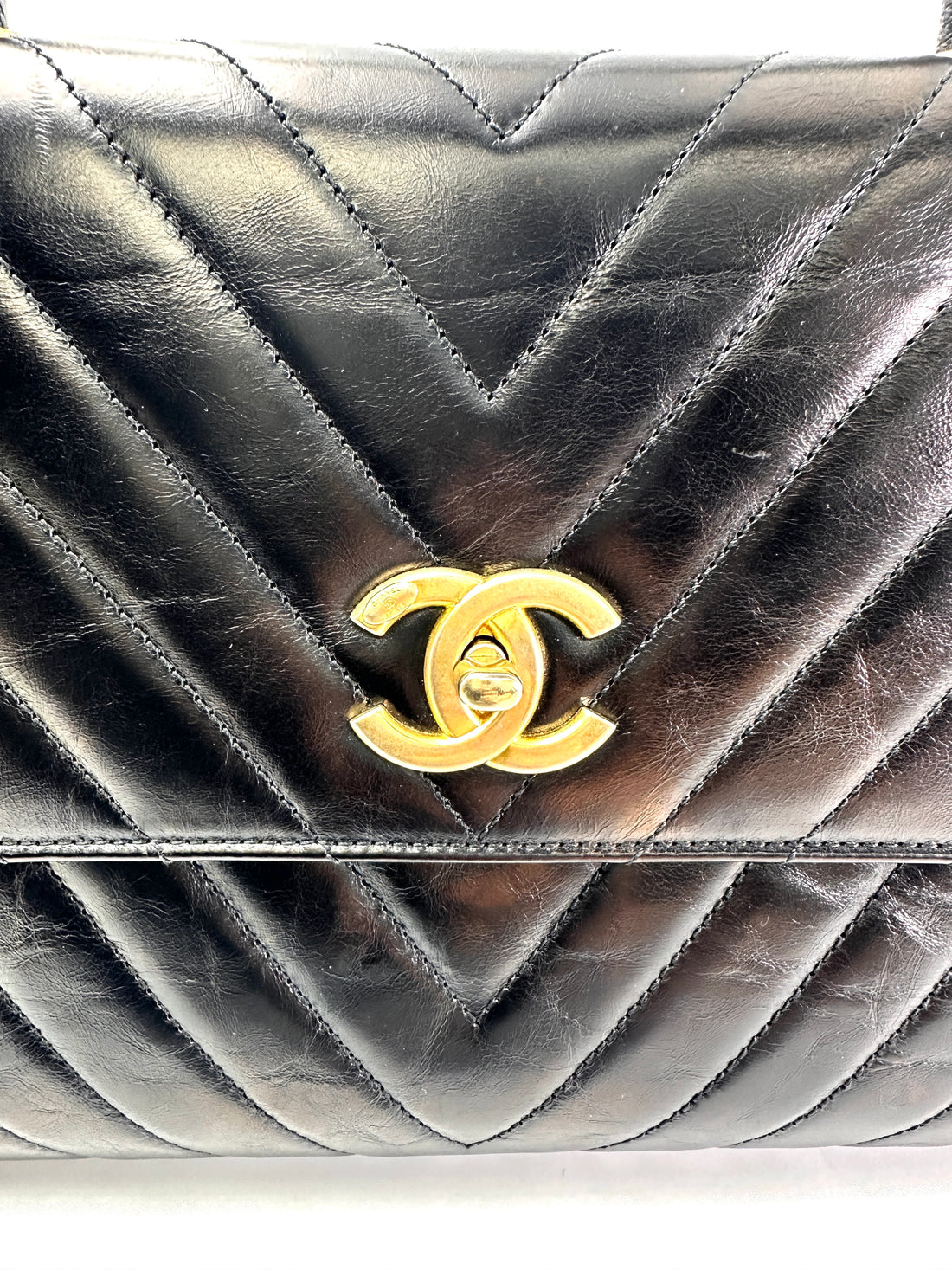Chanel CoCo Handle Black Chevron Quilted Calfskin Large Size Shoulder Bag(24***06) CC1958