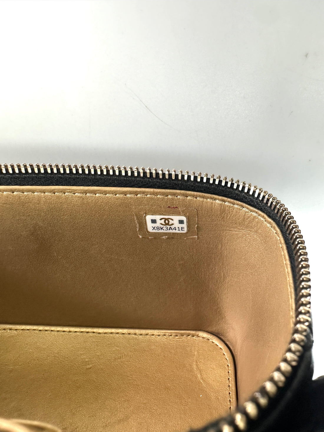 Chanel Black Quilted Lambskin Vanity Case With Gold Buckle(X8***1E) CC1960