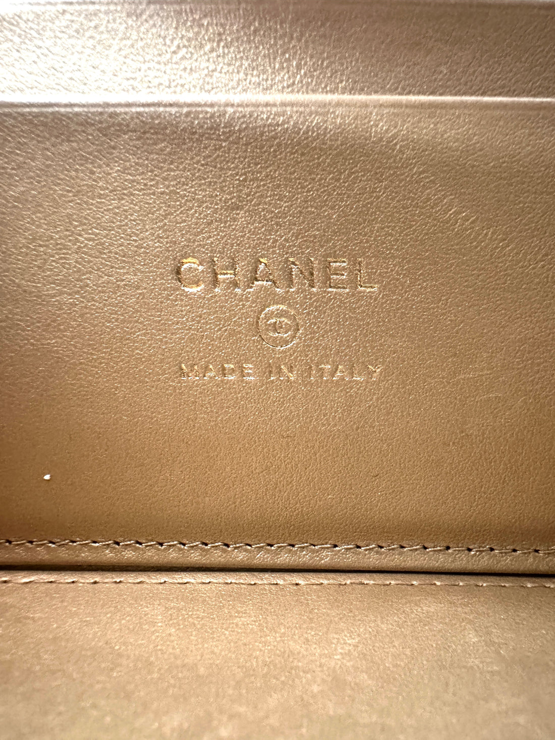 Chanel Black Quilted Lambskin Vanity Case With Gold Buckle(X8***1E) CC1960