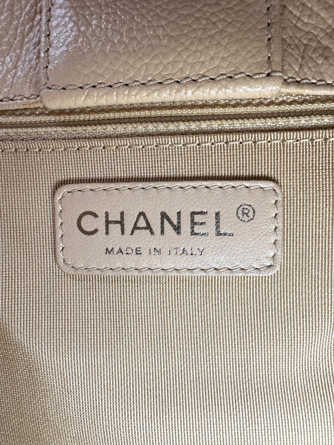 Chanel Cerf Executive Beige Leather Handle Bag(13***25) IRIS221