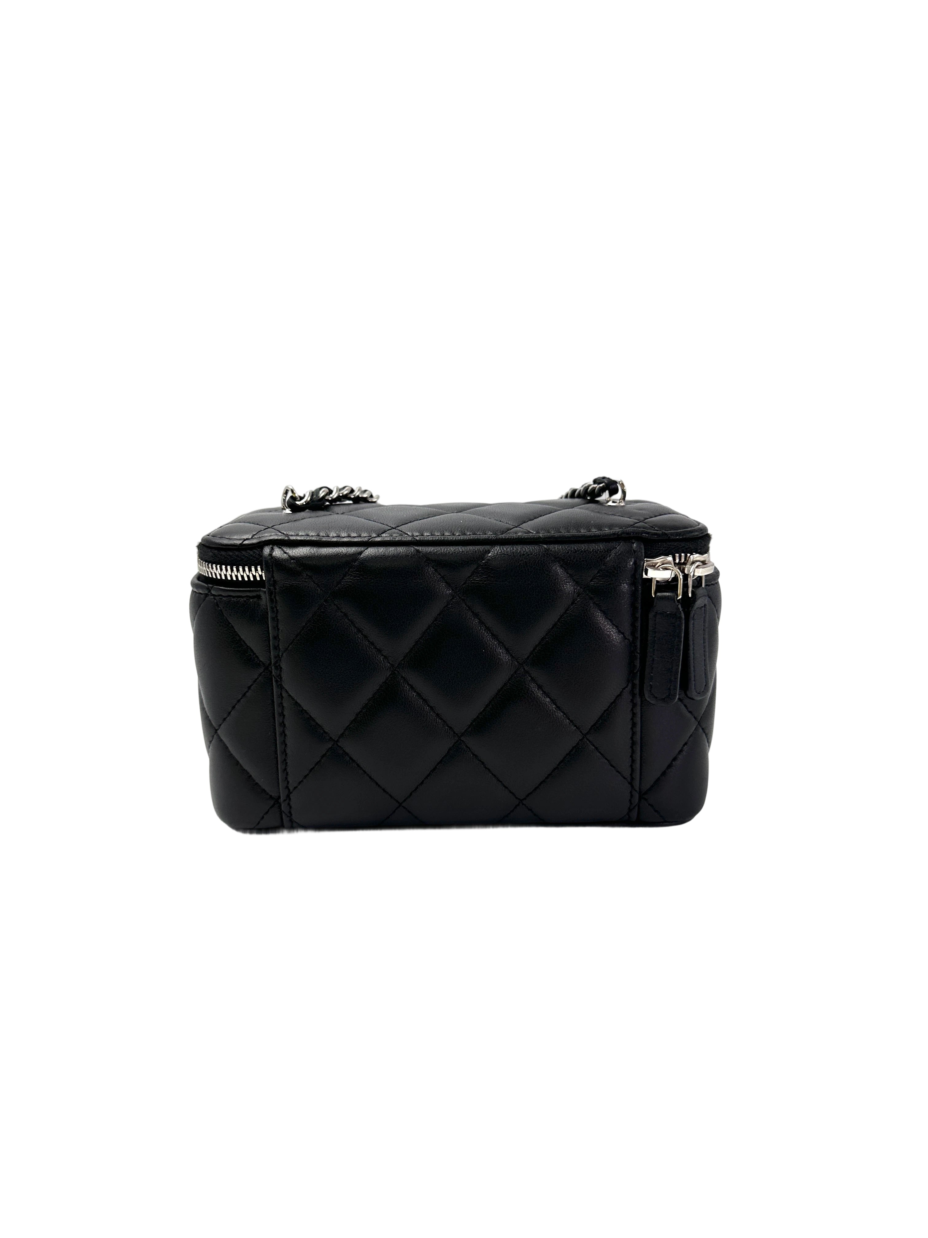 Chanel Black Quilted Lambskin Vanity Case With Silver Buckle(NT***60) CC1965