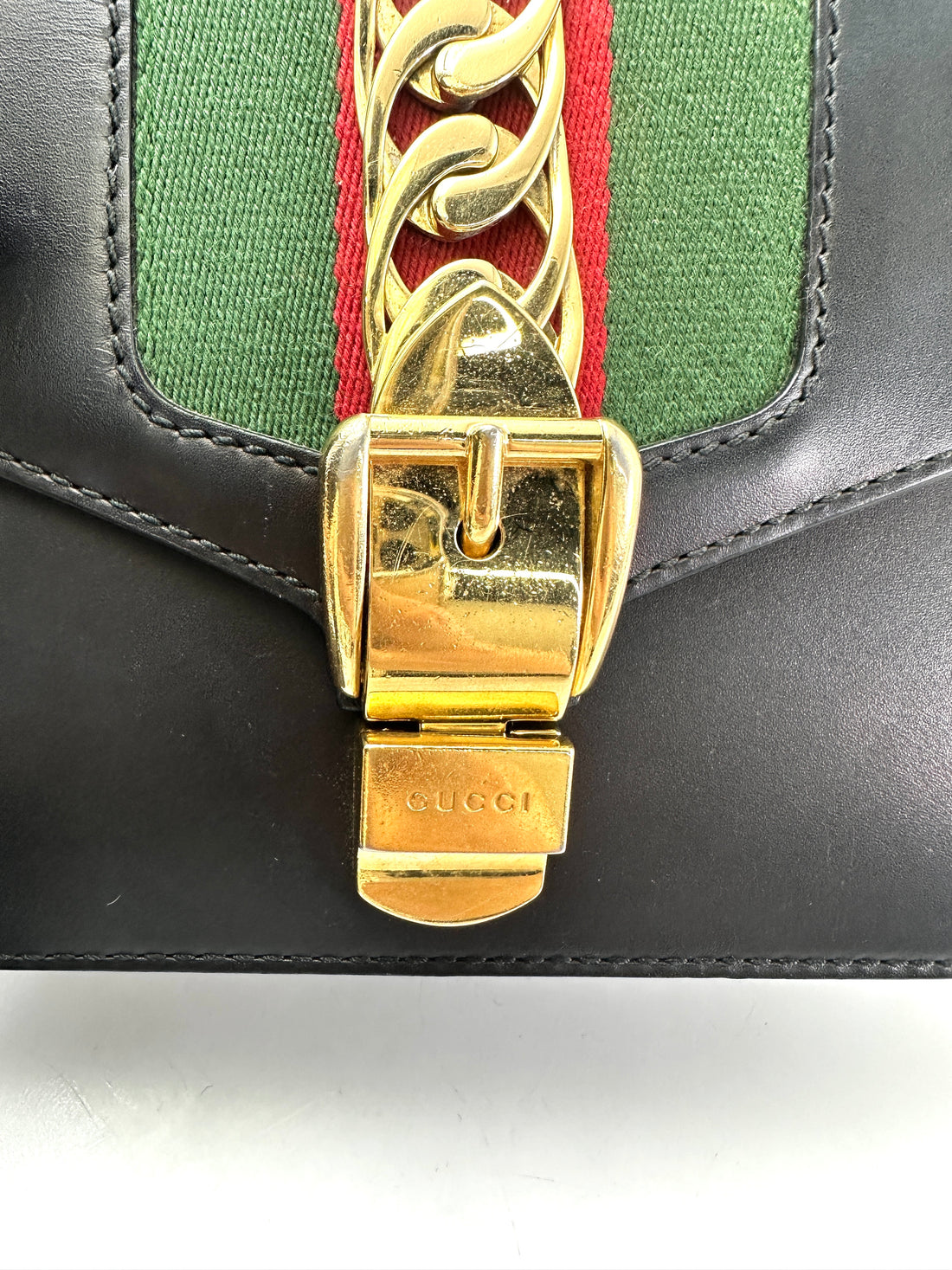 Gucci Sylvie Black Leather Small Size Shoulder Bag GG990