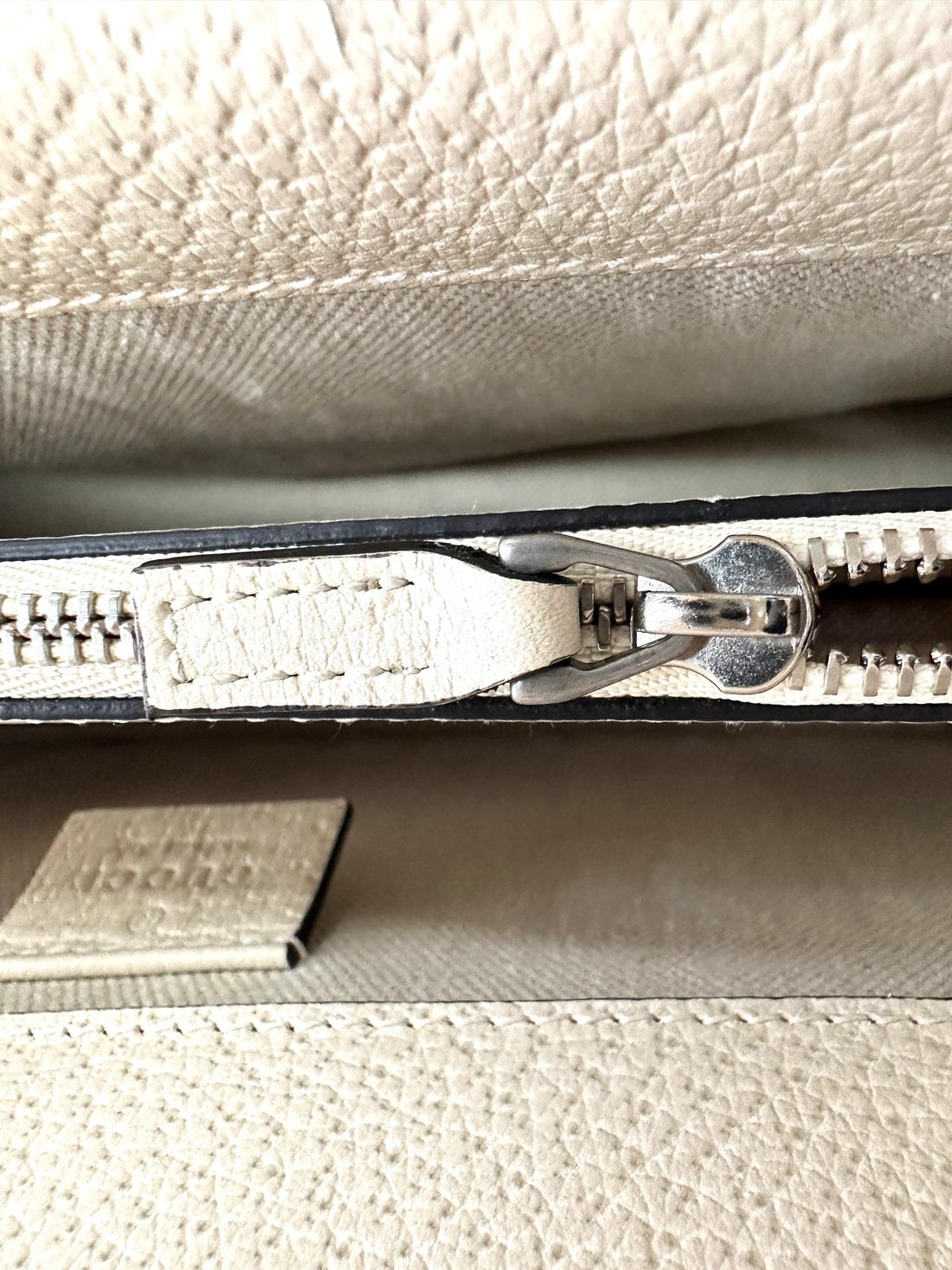 Gucci Dionysus White Leather Medium Size Shoulder Bag GG1006