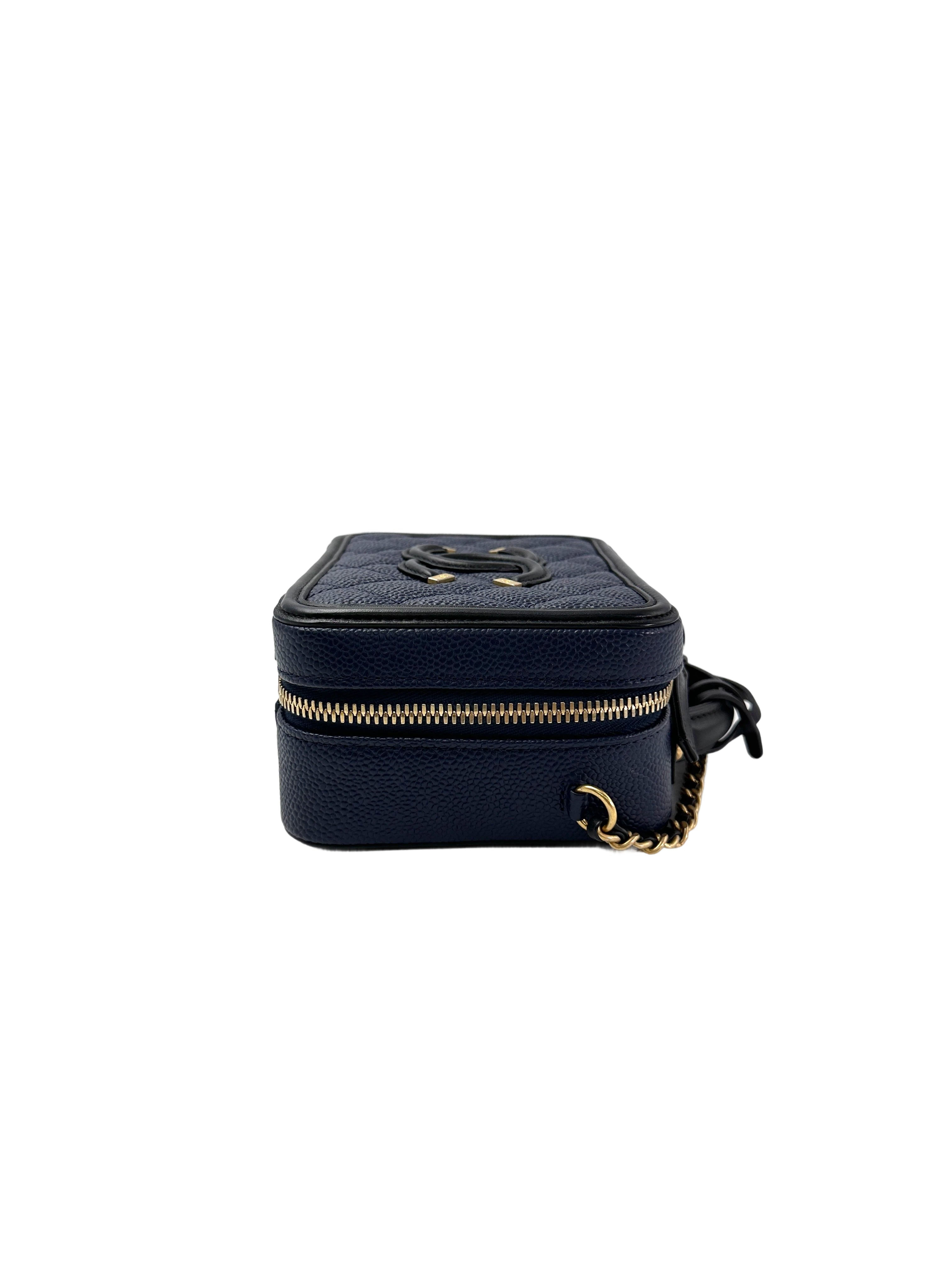 Chanel CC Filigree Navy Quilted Leather Small Size Vanity Case(26***32) CC1967