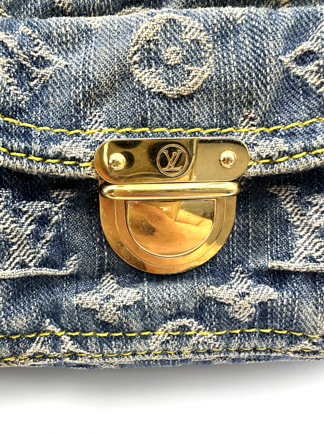 Louis Vuitton Blue Monogram Denim Blue Baggy Shoulder Bag LV2741