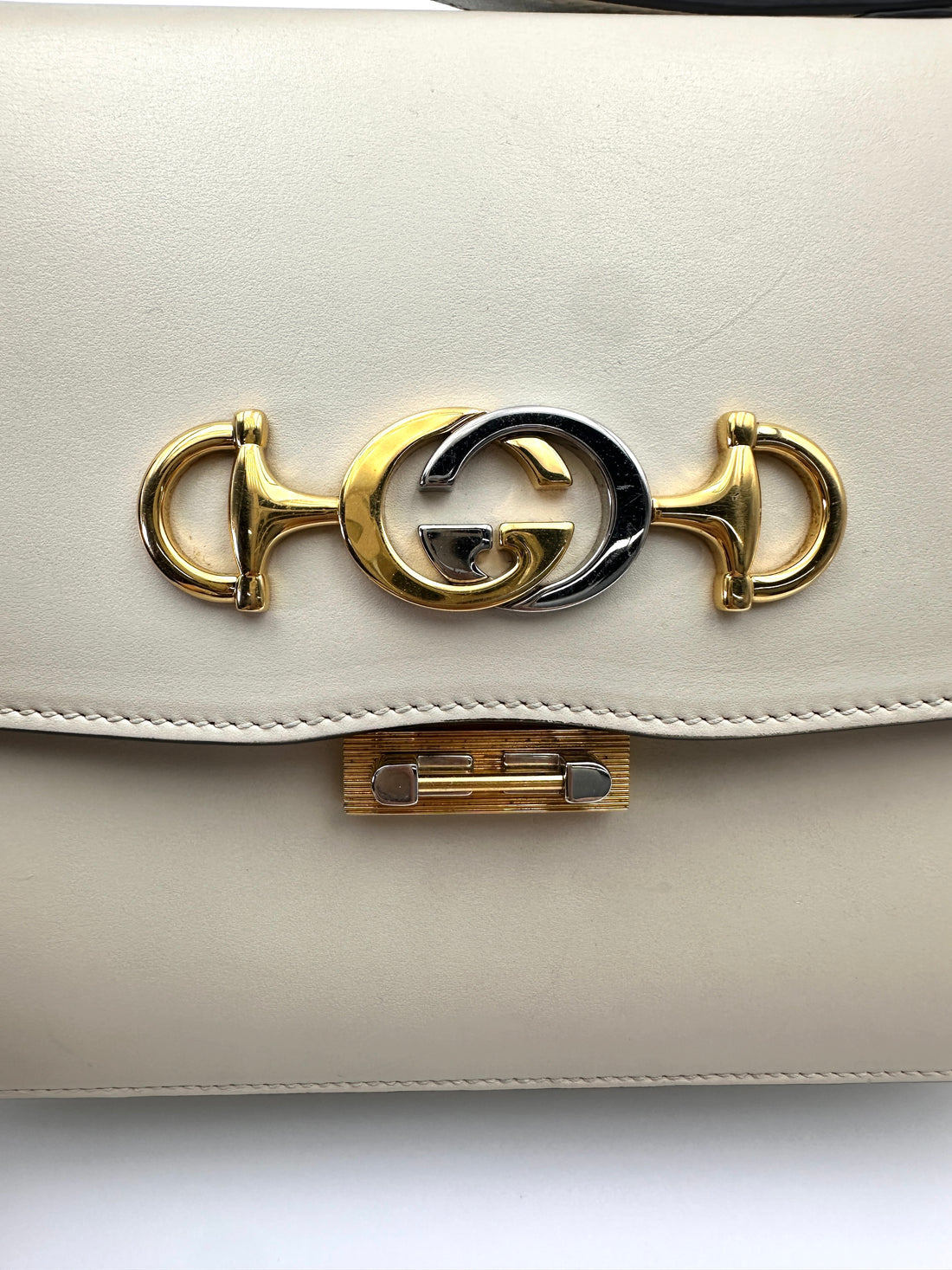 Gucci Zumi White Quilted Leather Shoulder Bag GG994