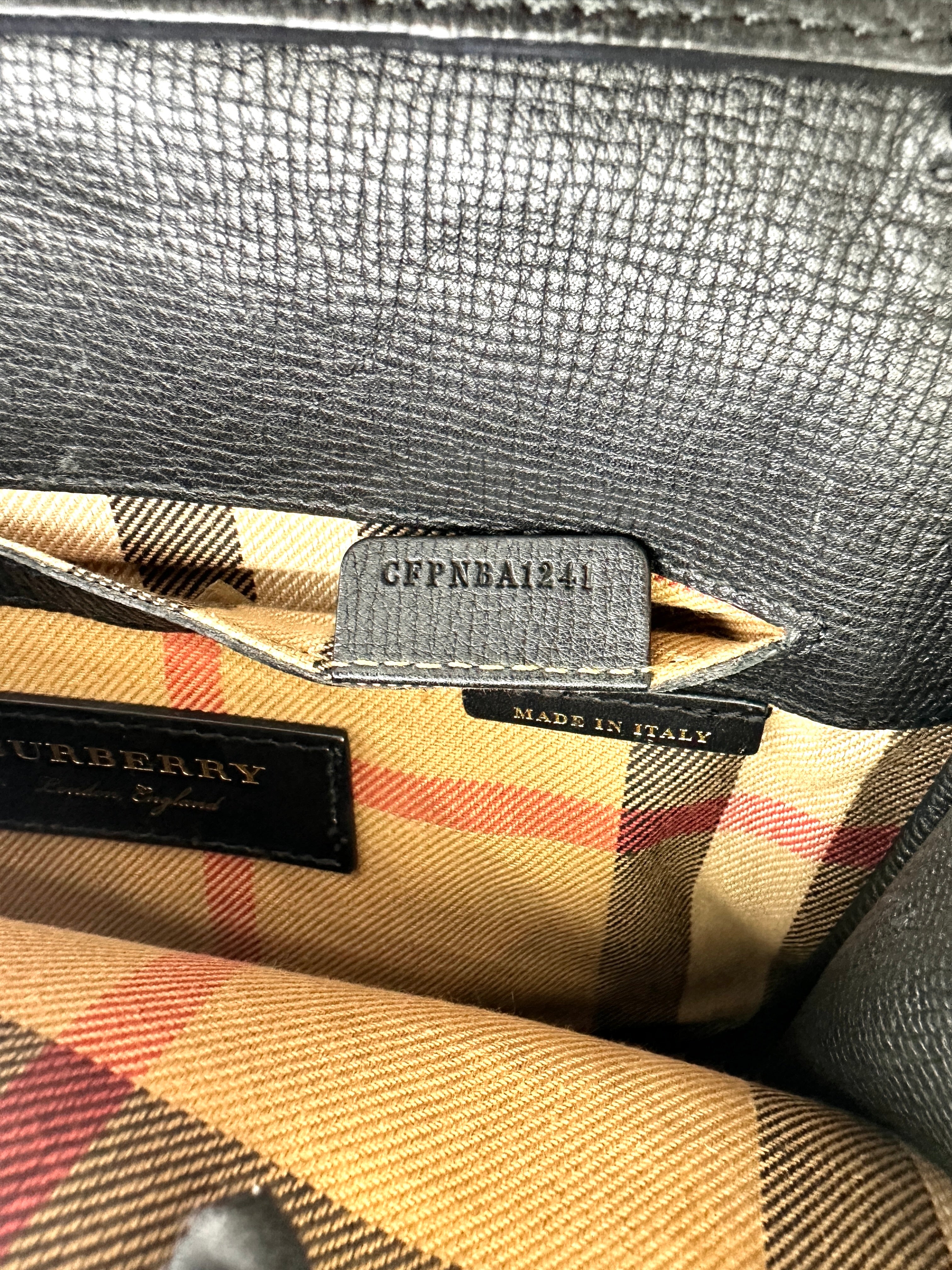 Burberry Macken Black Leather Shoulder Bag BR52