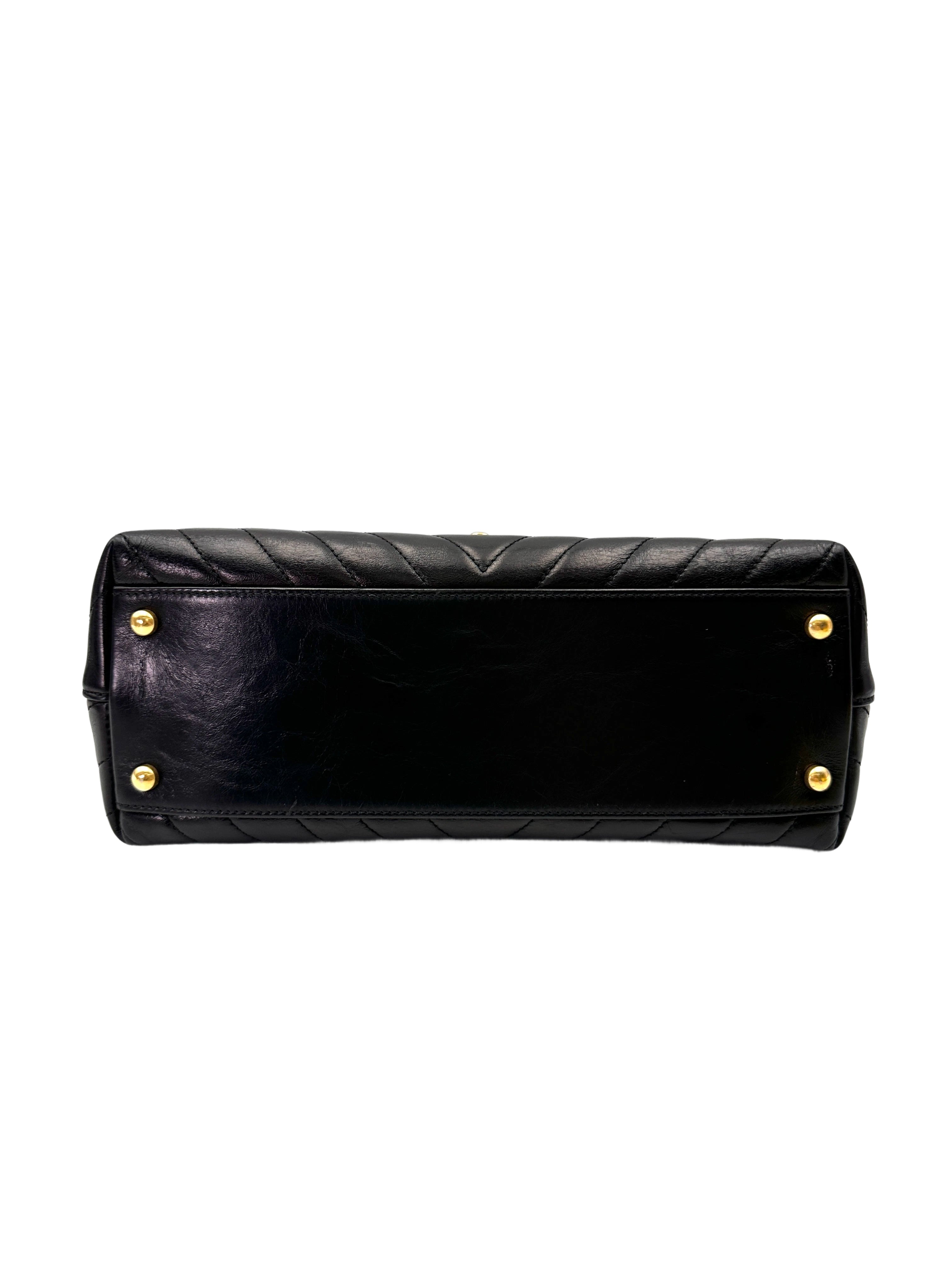 Chanel CoCo Handle Black Chevron Quilted Calfskin Medium Size Shoulder Bag(24***19) CC1970