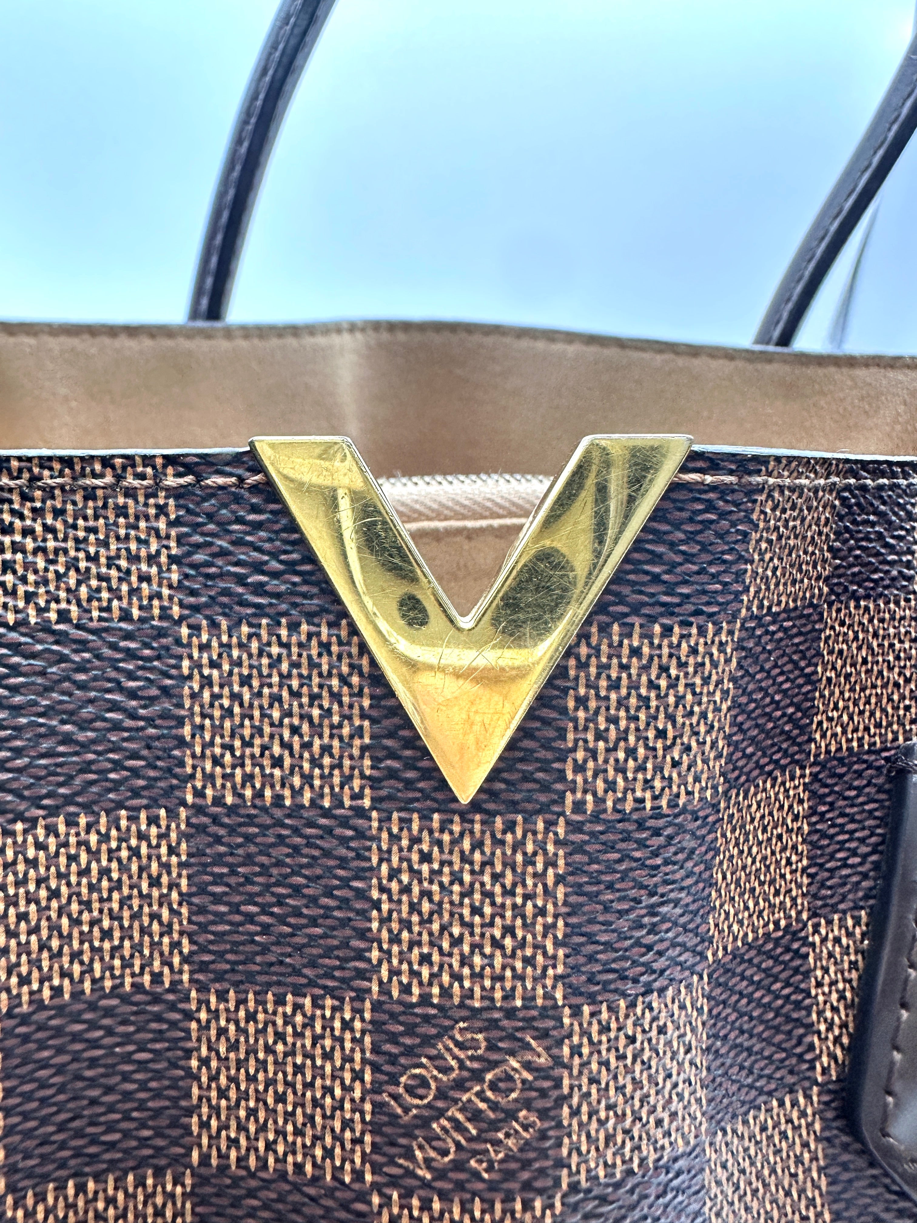 Louis Vuitton Kensington V Damier Ebene Canvas Handle Bag LV2748