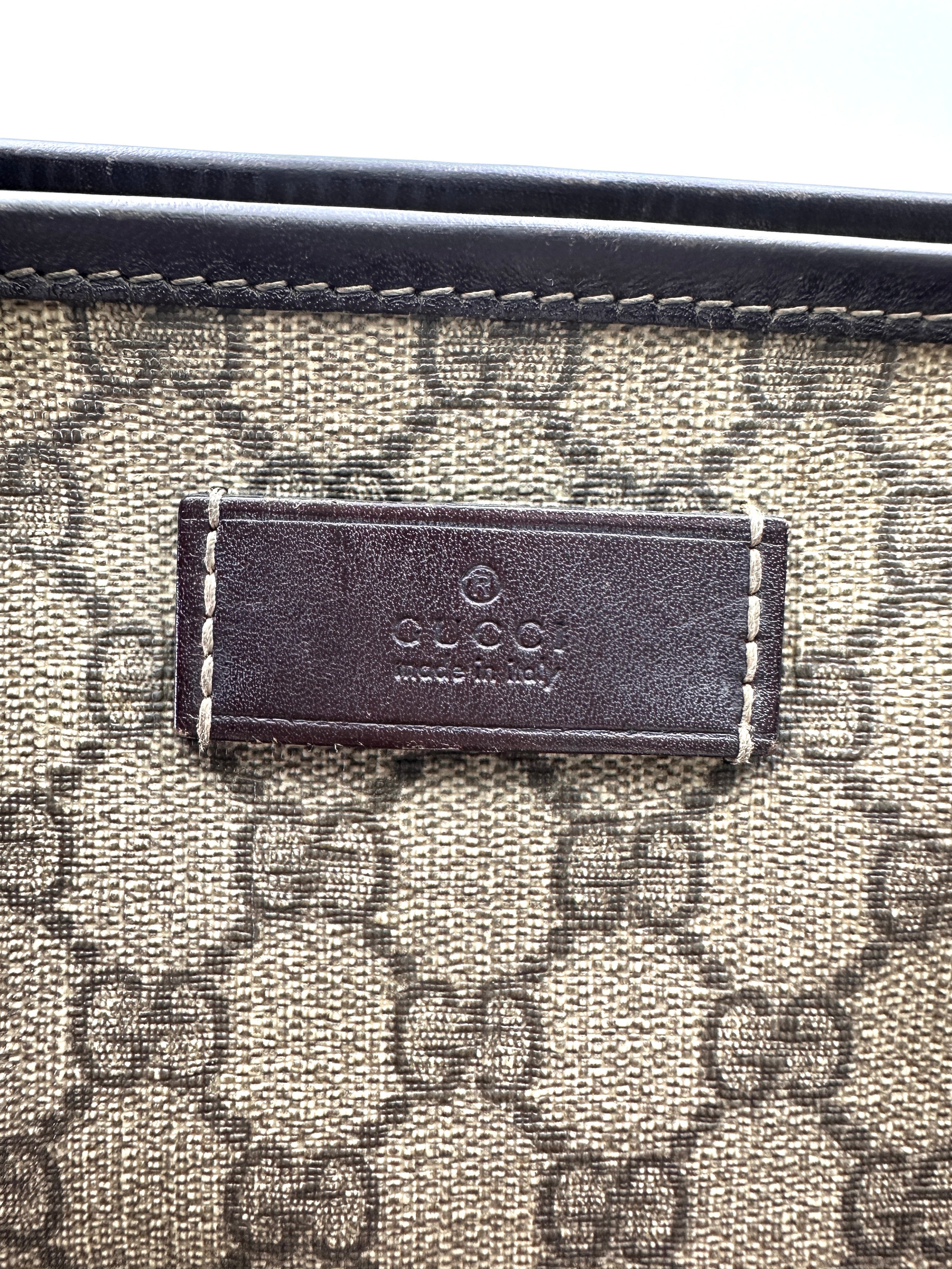 Gucci GG Supreme Canvas Handle Bag GG1028