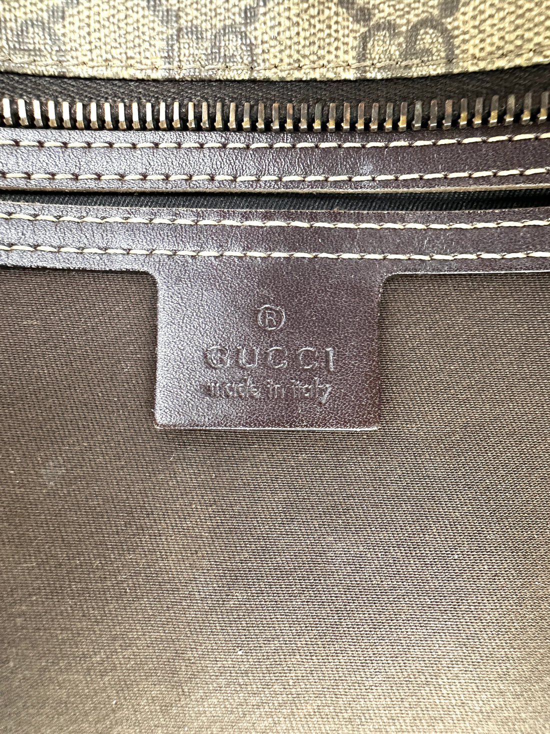Gucci GG Supreme Canvas Handle Bag GG1028