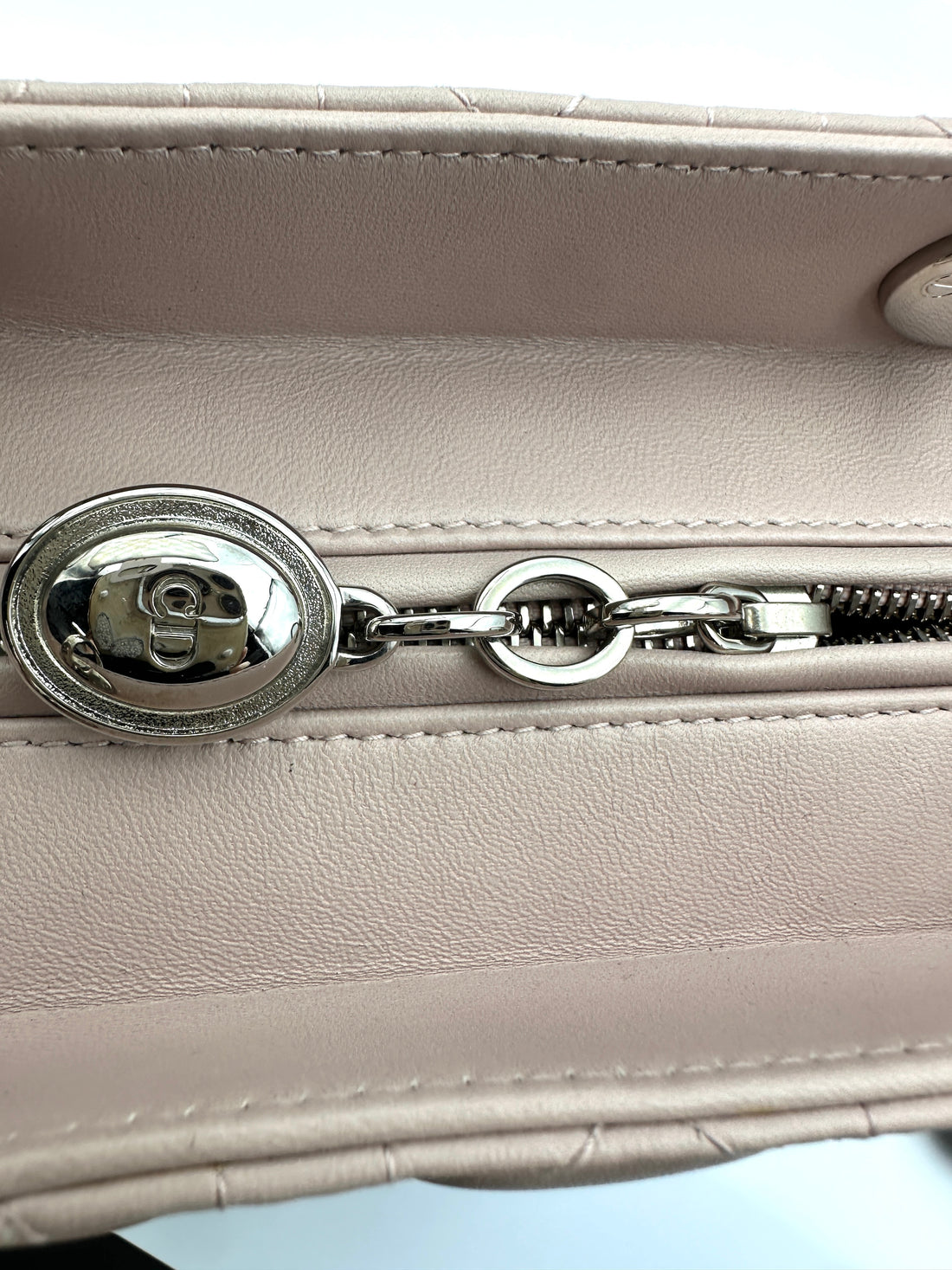Christian Dior Lady Dior Pink Cannage Lambskin Handle Bag With Silver Charms DR736