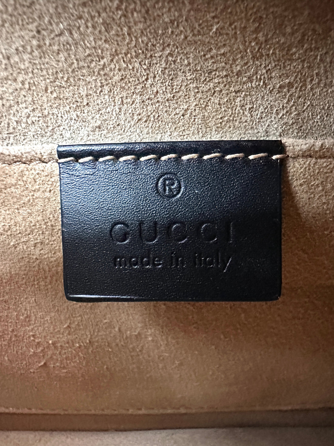 Gucci Sylvie Black Leather Small Size Top Handle Bag GG1022