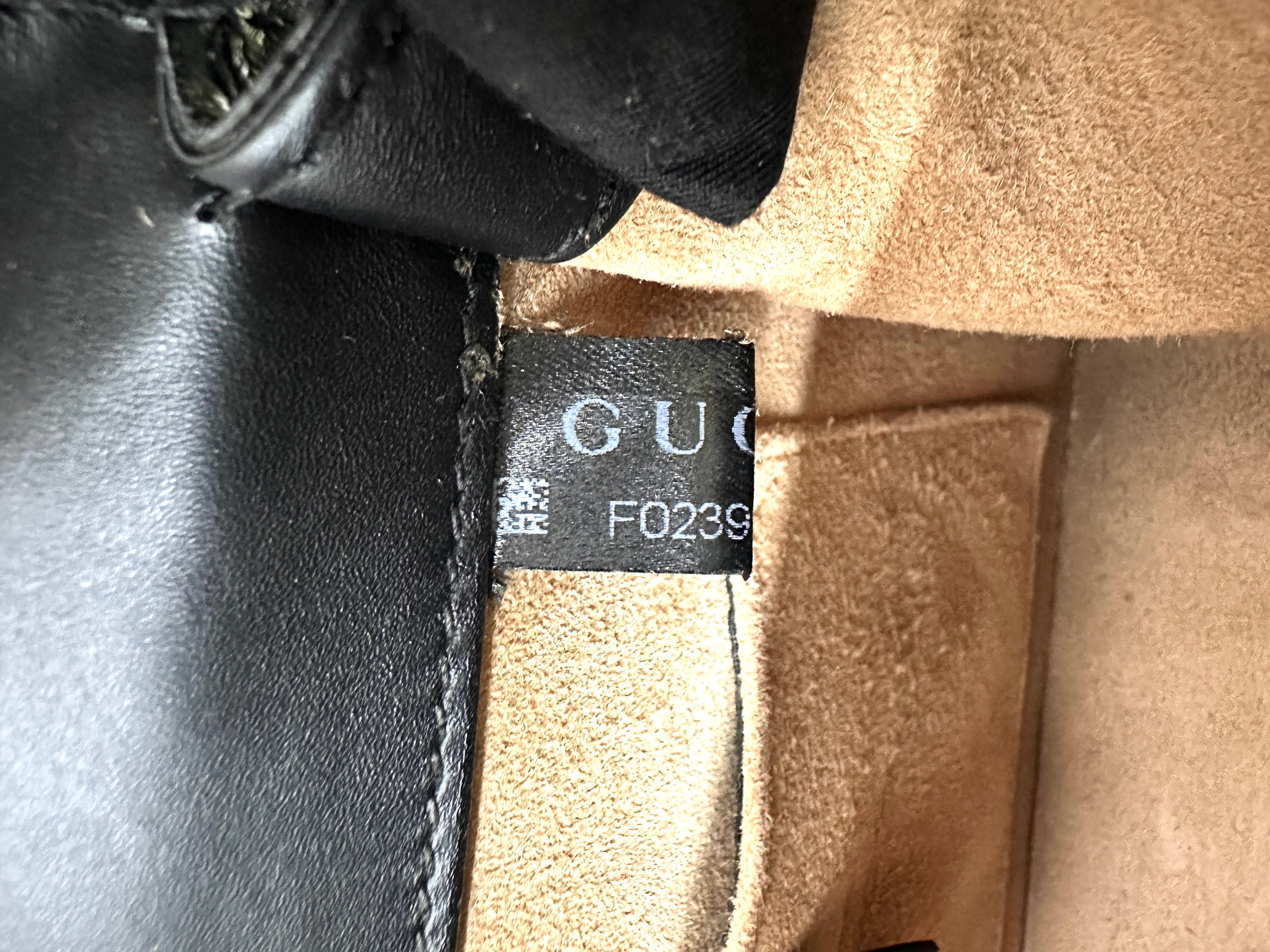 Gucci Sylvie Black Leather Small Size Top Handle Bag GG1022