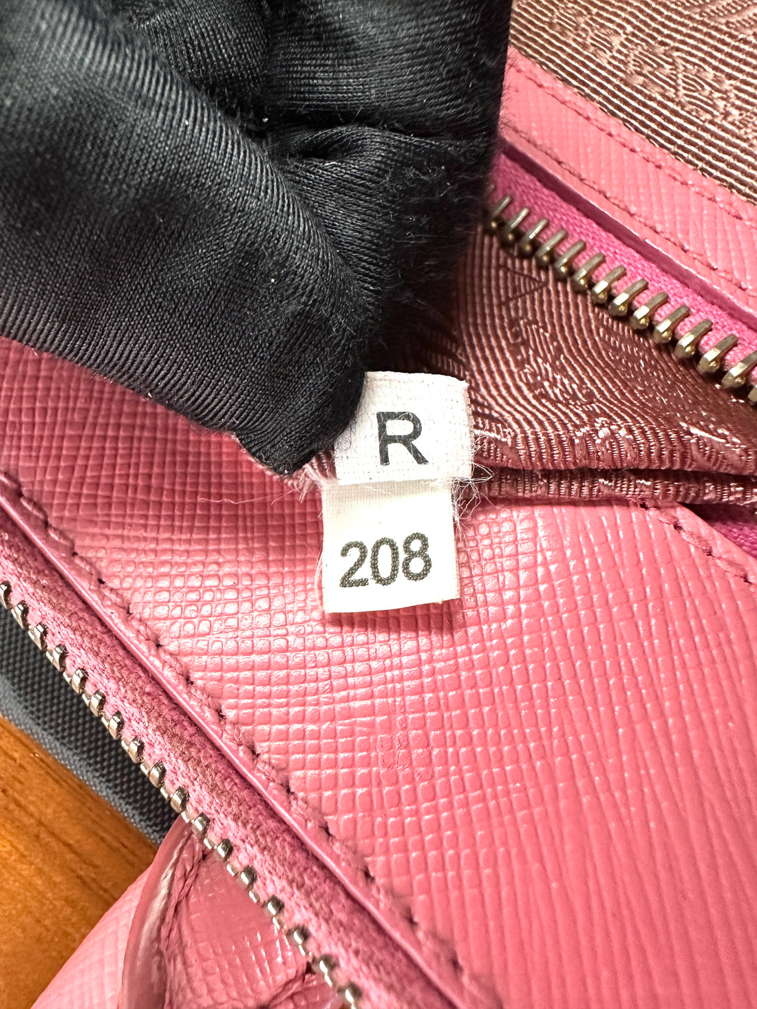 Prada Galleria Pink Saffiano Leather Small Size Handle Bag PR349