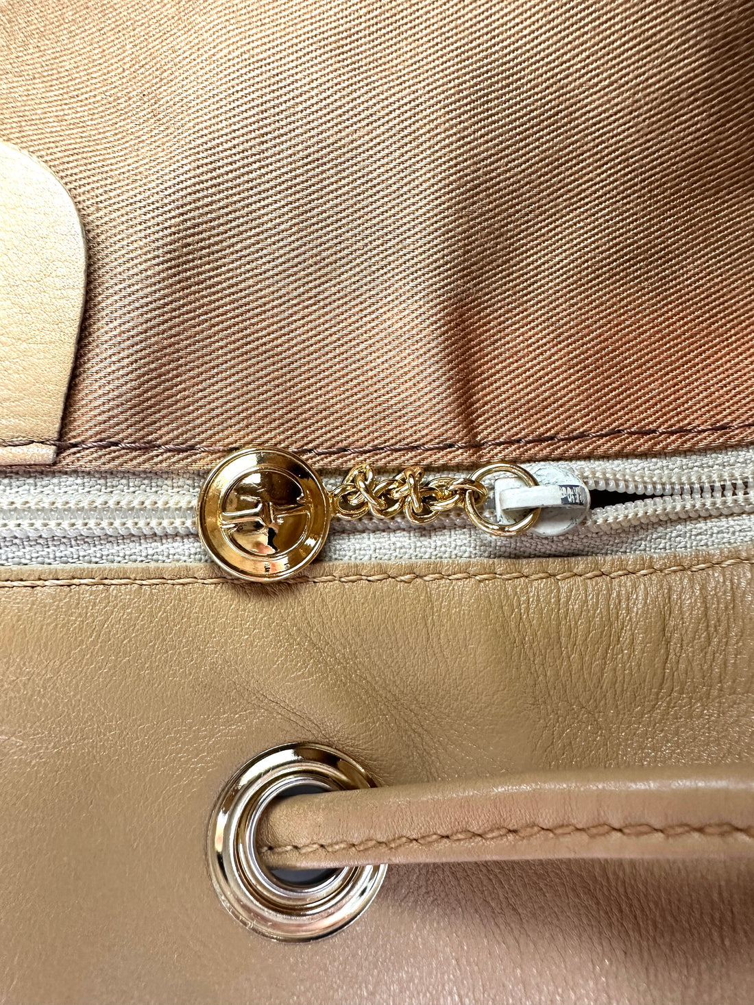 Gucci Beige Leather Bamboo Bucket Backpack GG1007