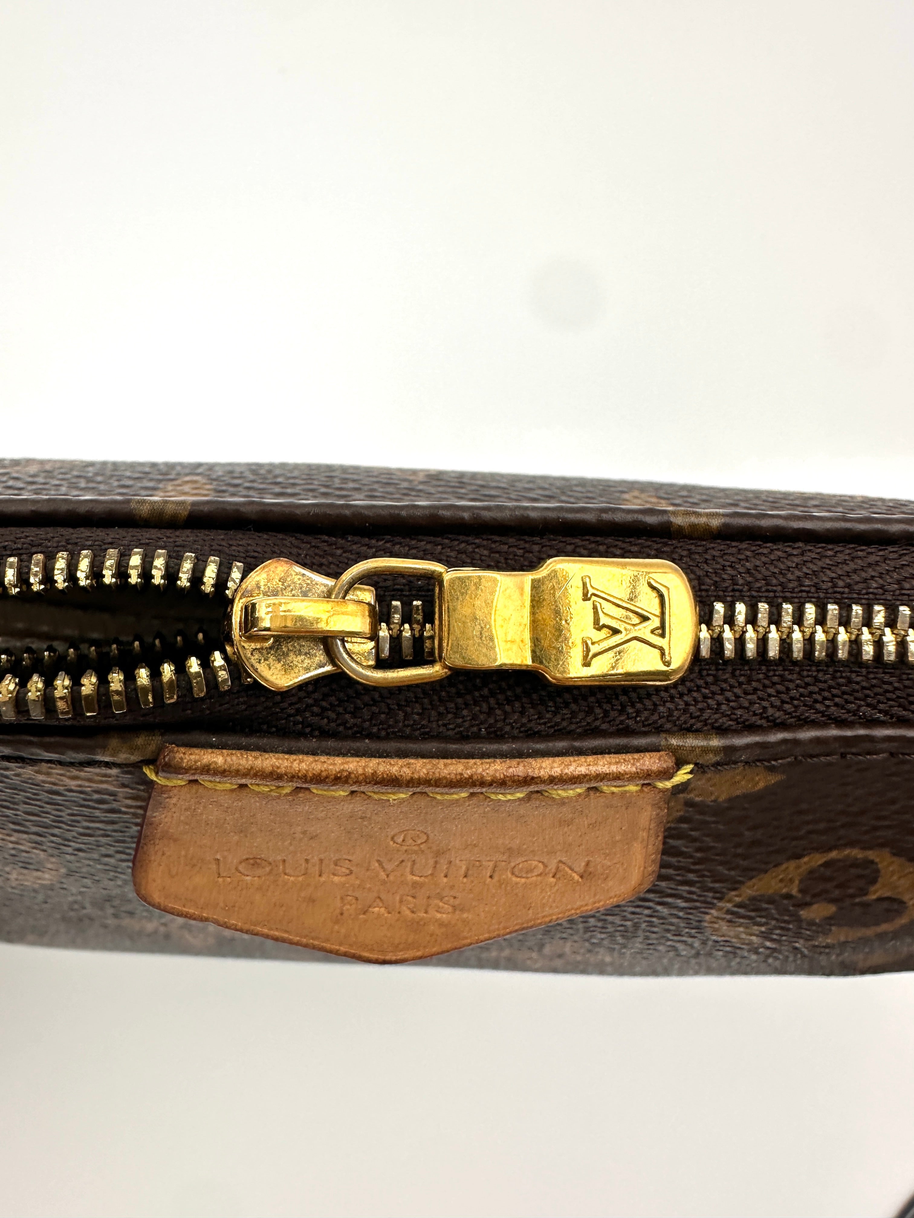 Louis Vuitton Monogram Canvas Pochette Accessoires LV2752