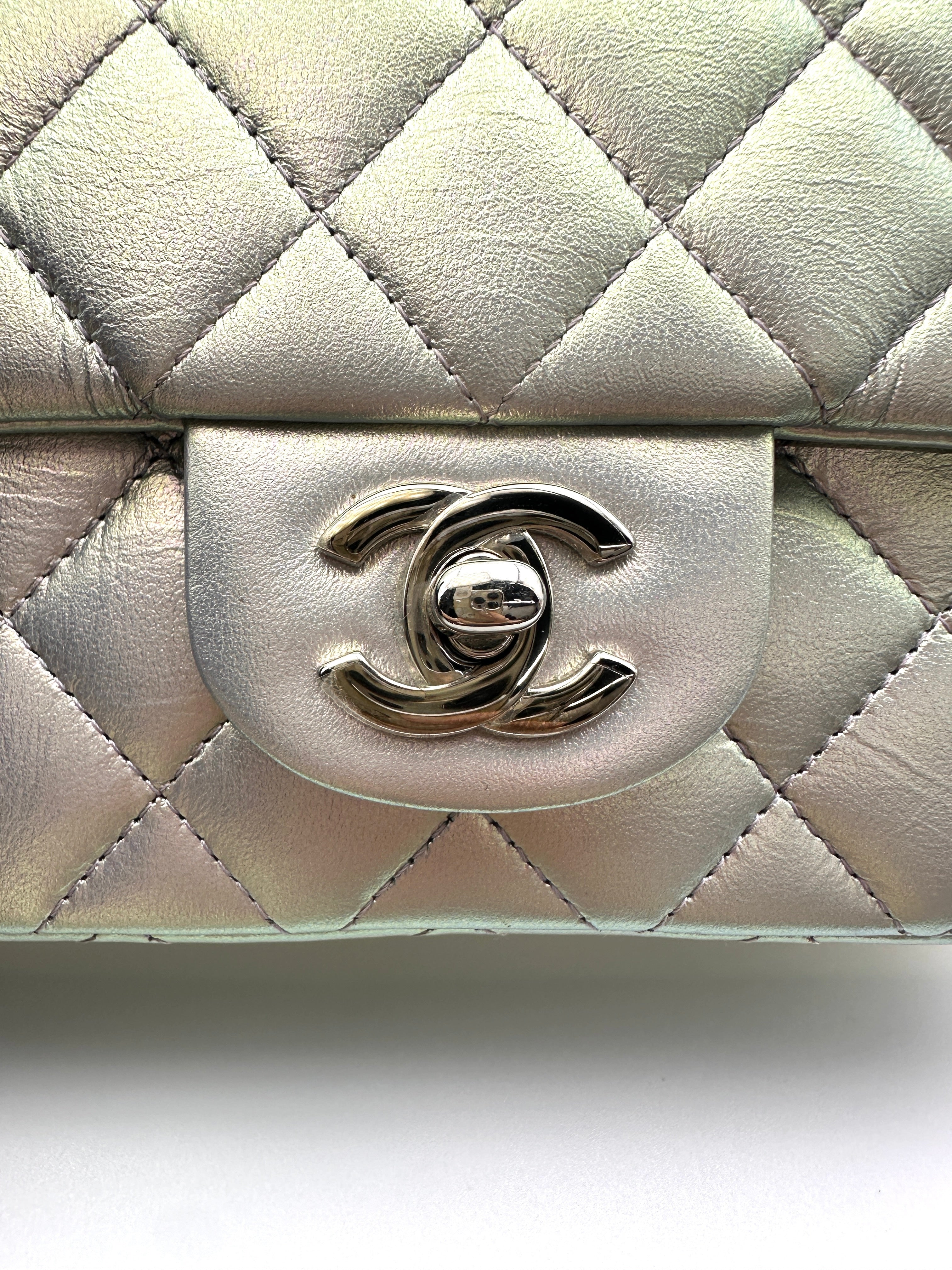 Chanel Classic Flap White Quilted Leather Shoulder Bag(JC***JH) IRIS223