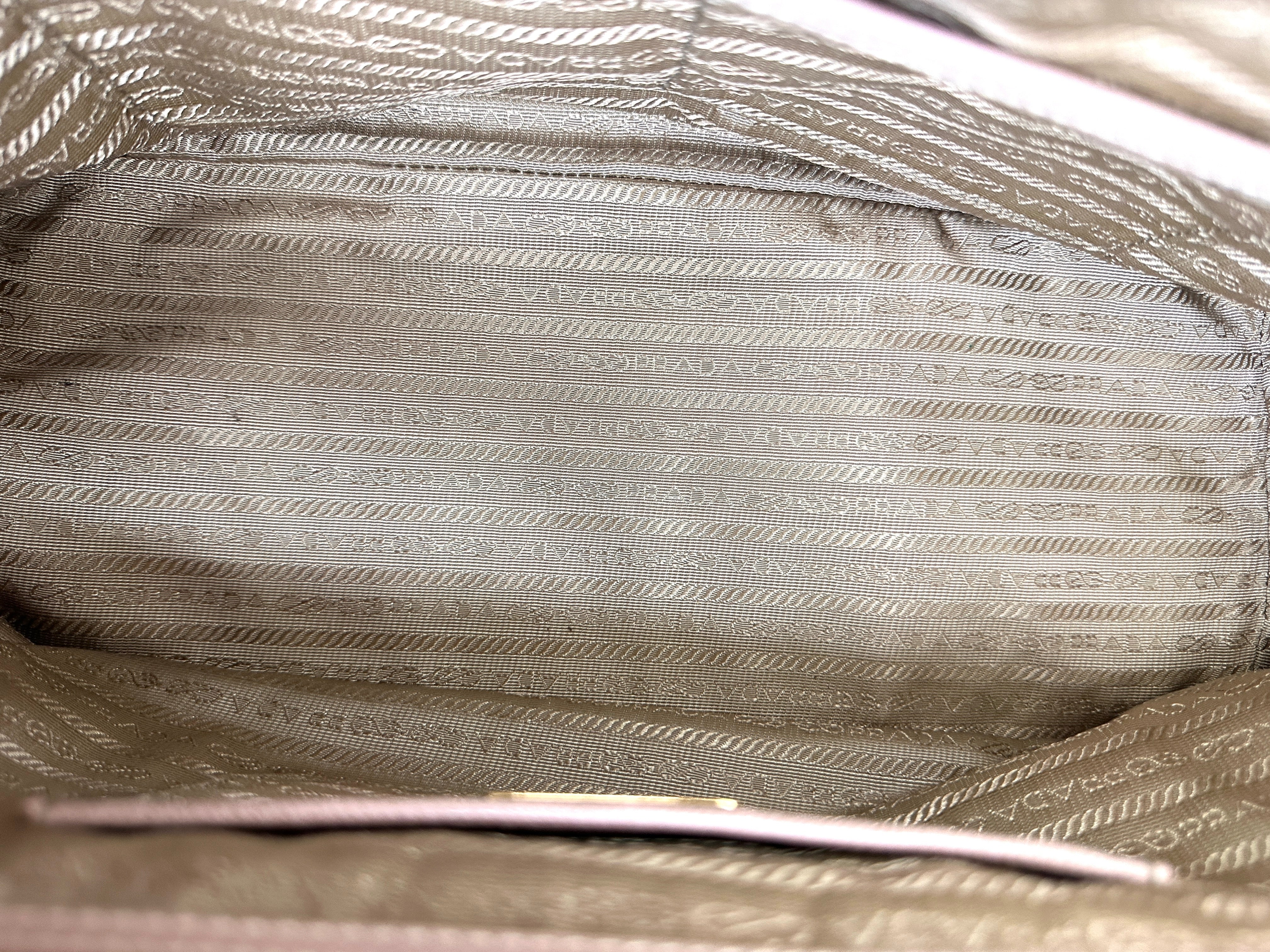 Prada Galleria Beige Saffiano Leather Handle Bag PR348