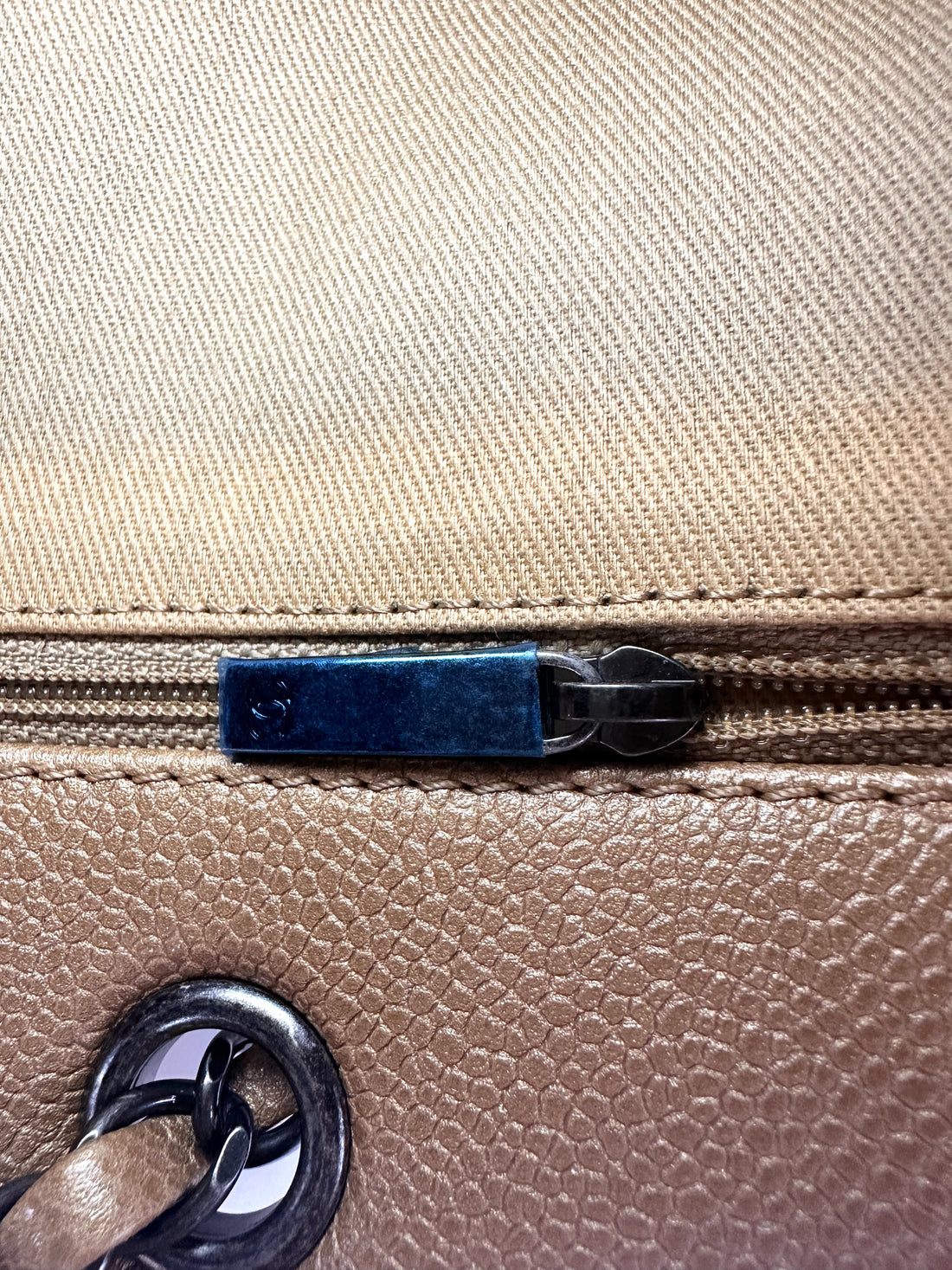 Chanel Metallic Beige Leather Handle Bag(21***70) CC1974
