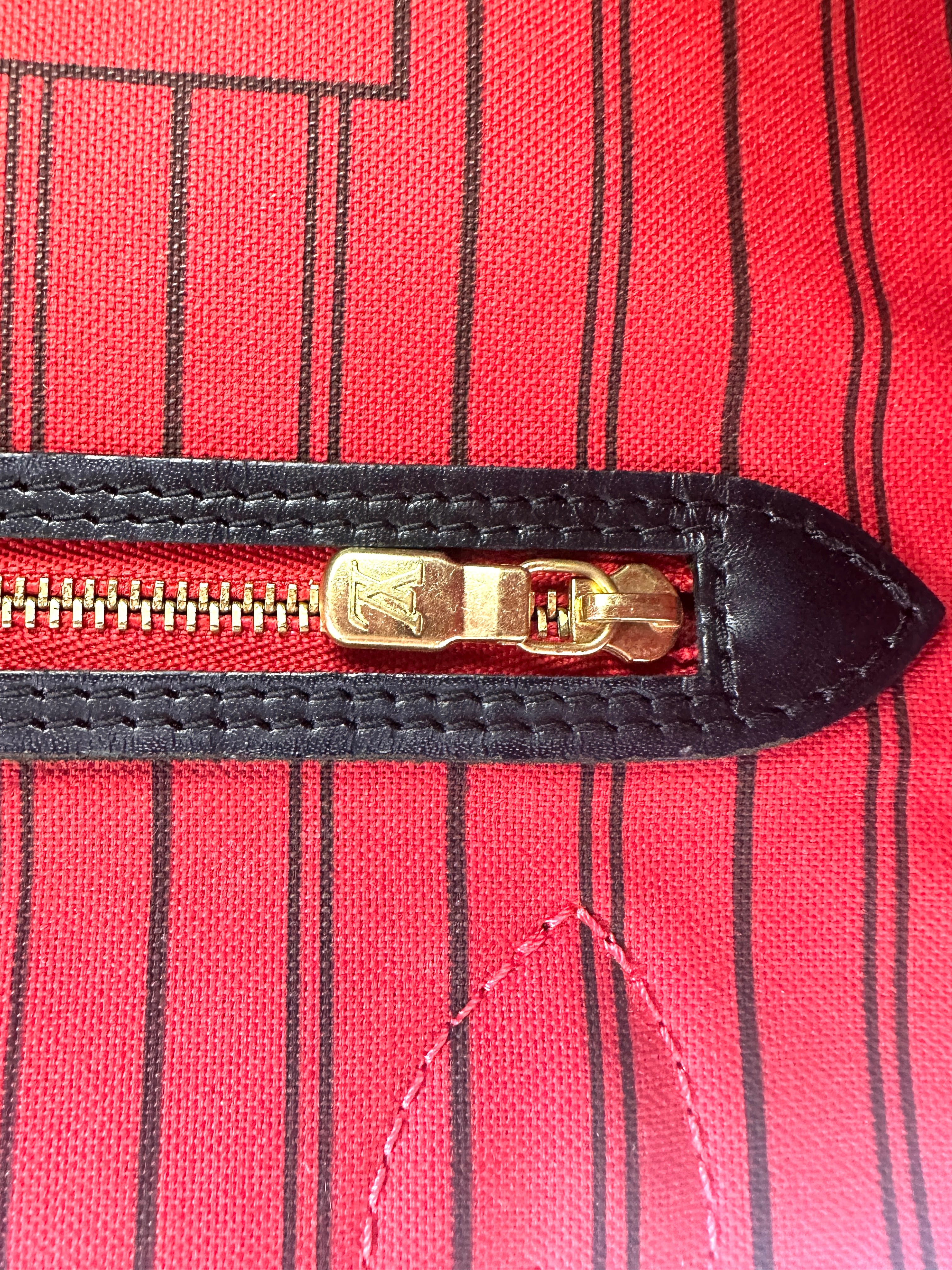 Louis Vuitton World Tour Neverfull Handle Bag LV2754