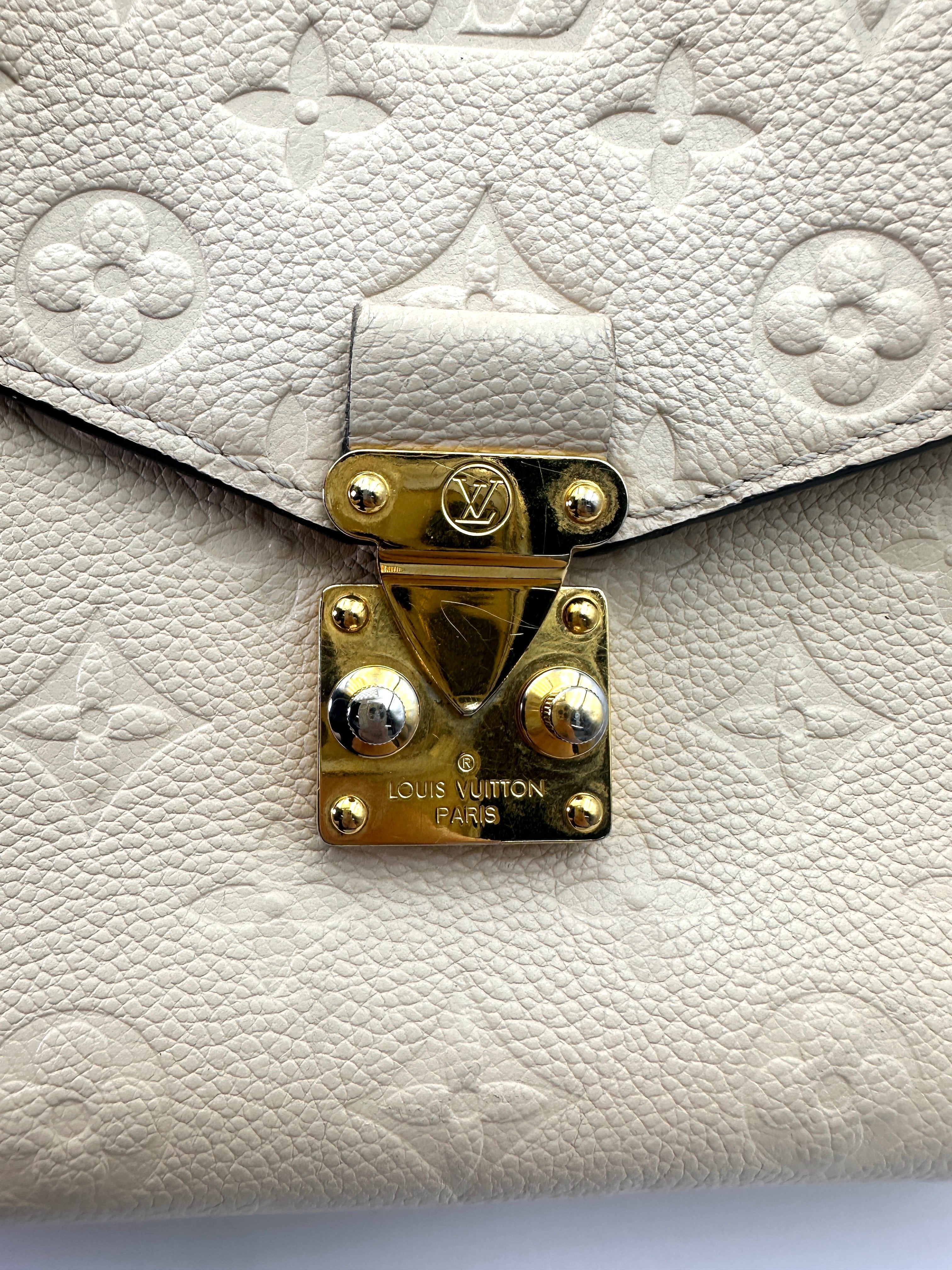 Louis Vuitton White Monogram Empreinte Leather Pochette Metis LV2755