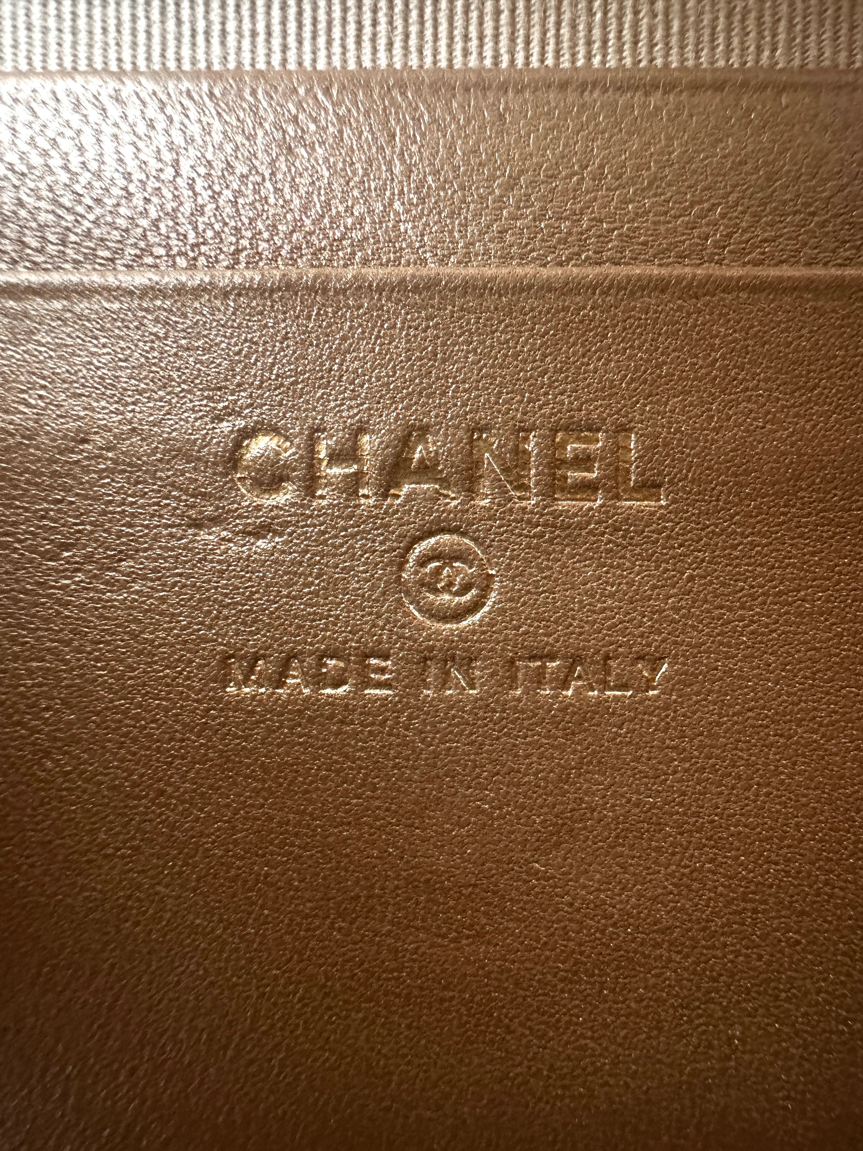 Chanel 22C Green Quilted Lambskin Camera Bag(31***28) IRIS224